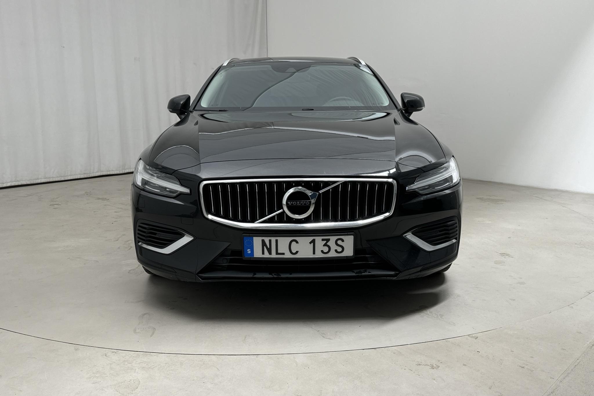 Volvo V60 T6 AWD Recharge (350hk) - 128 380 km - Automatic - black - 2022