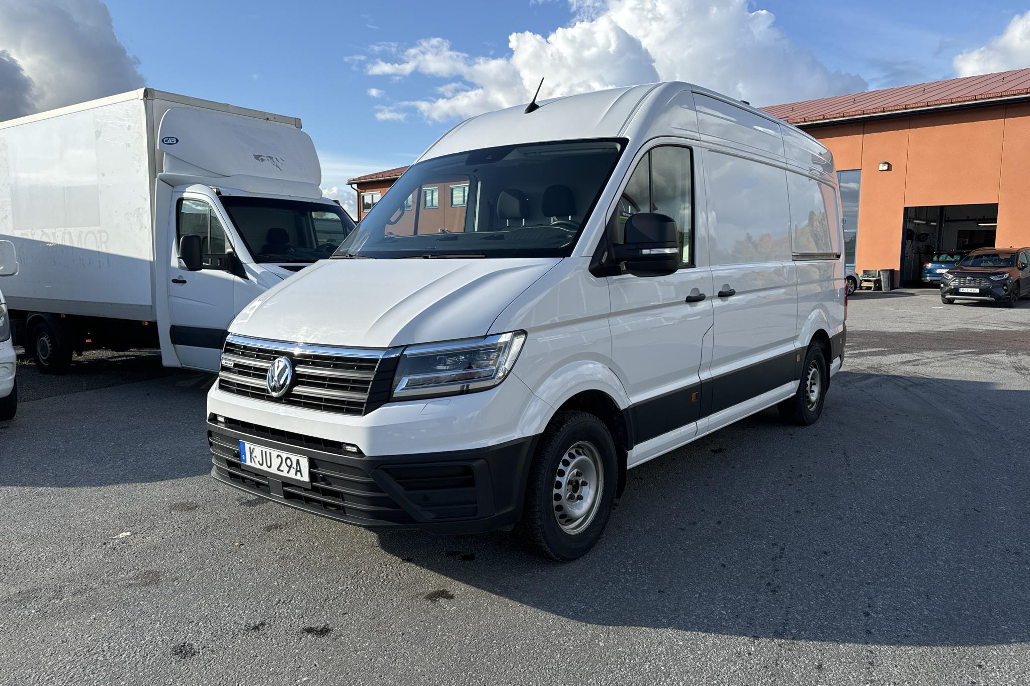 VW Crafter 35 2.0 TDI Skåp 4Motion (177hk) - 9 554 mil - Automat - vit - 2019