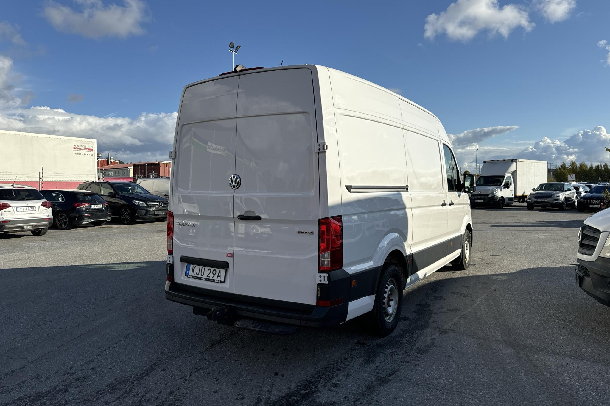 VW Crafter 35 2.0 TDI Skåp 4Motion (177hk) - 9 554 mil - Automat - vit - 2019