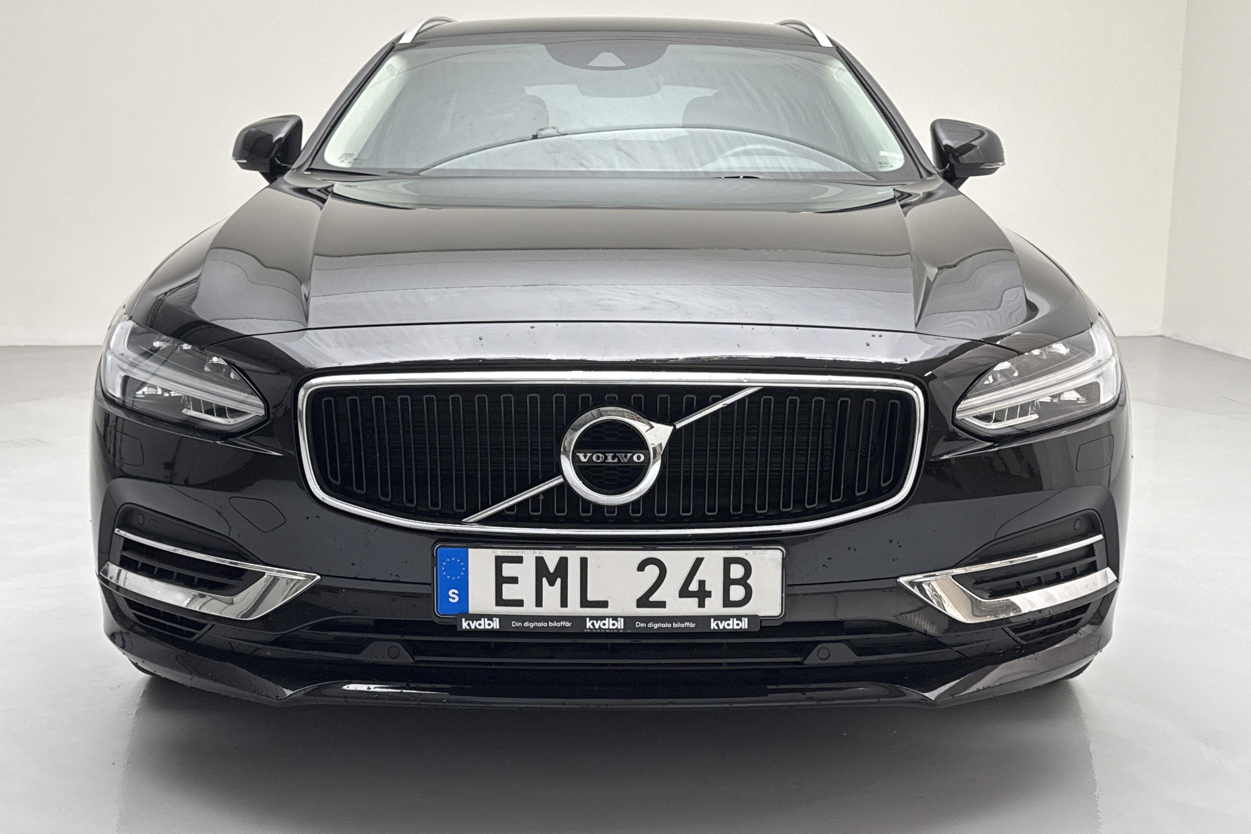 Volvo V90 T8 AWD Twin Engine (390hk) - 43 090 km - Automaatne - must - 2020