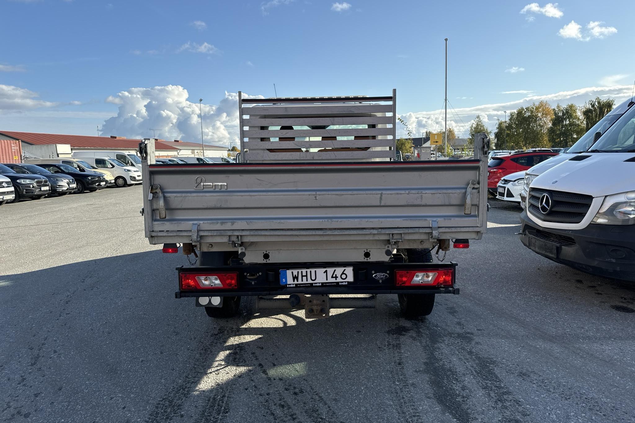 Ford Transit Chassi 350 2.0 TDCi 2WD (170hk) - 84 460 km - Automatic - white - 2018