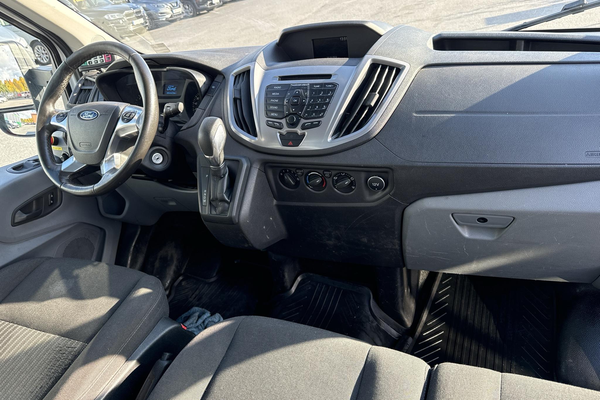 Ford Transit Chassi 350 2.0 TDCi 2WD (170hk) - 84 460 km - Automatyczna - biały - 2018