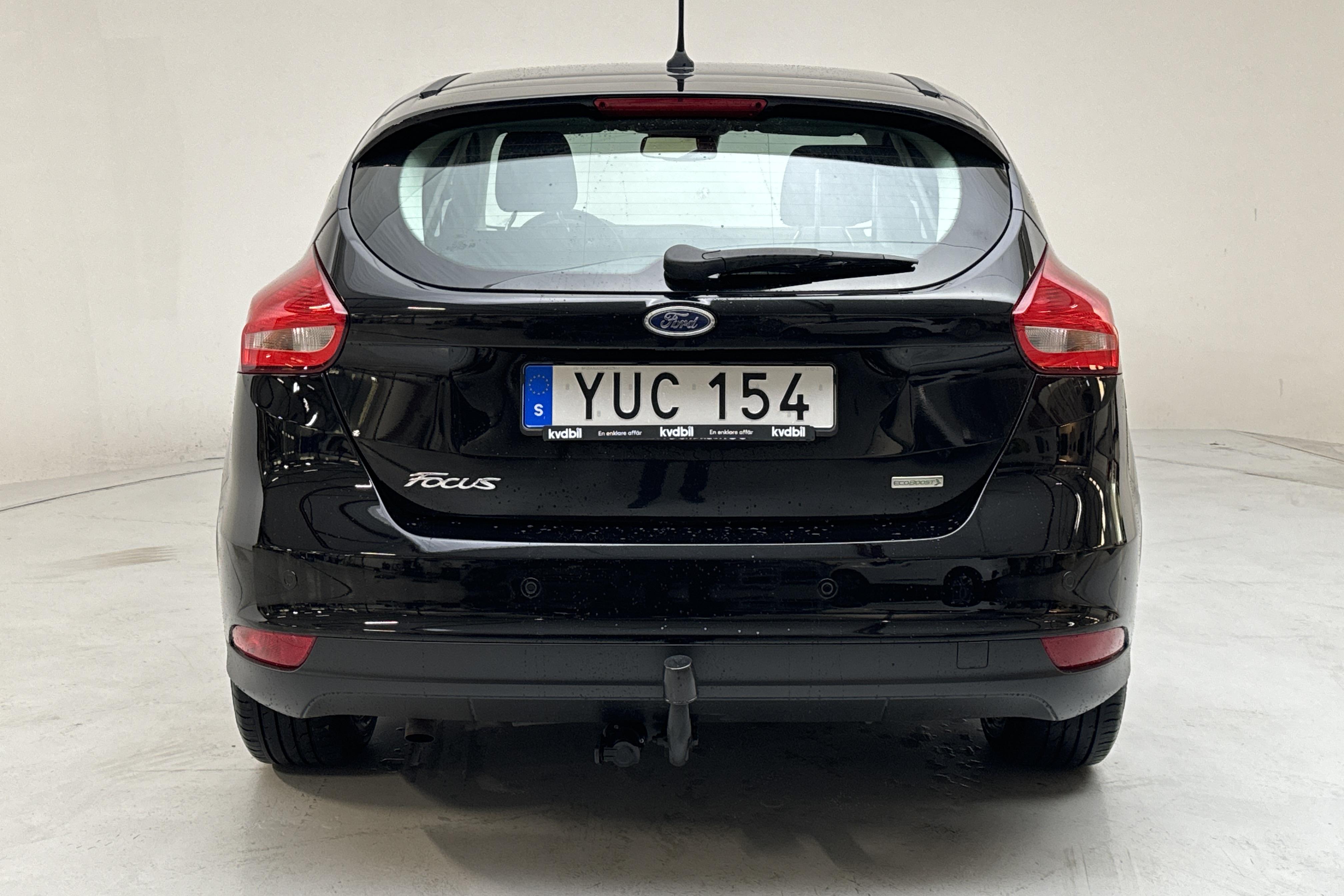 Ford Focus 1.0 EcoBoost 5-dr (100hk) - 6 857 mil - Manuell - svart - 2018