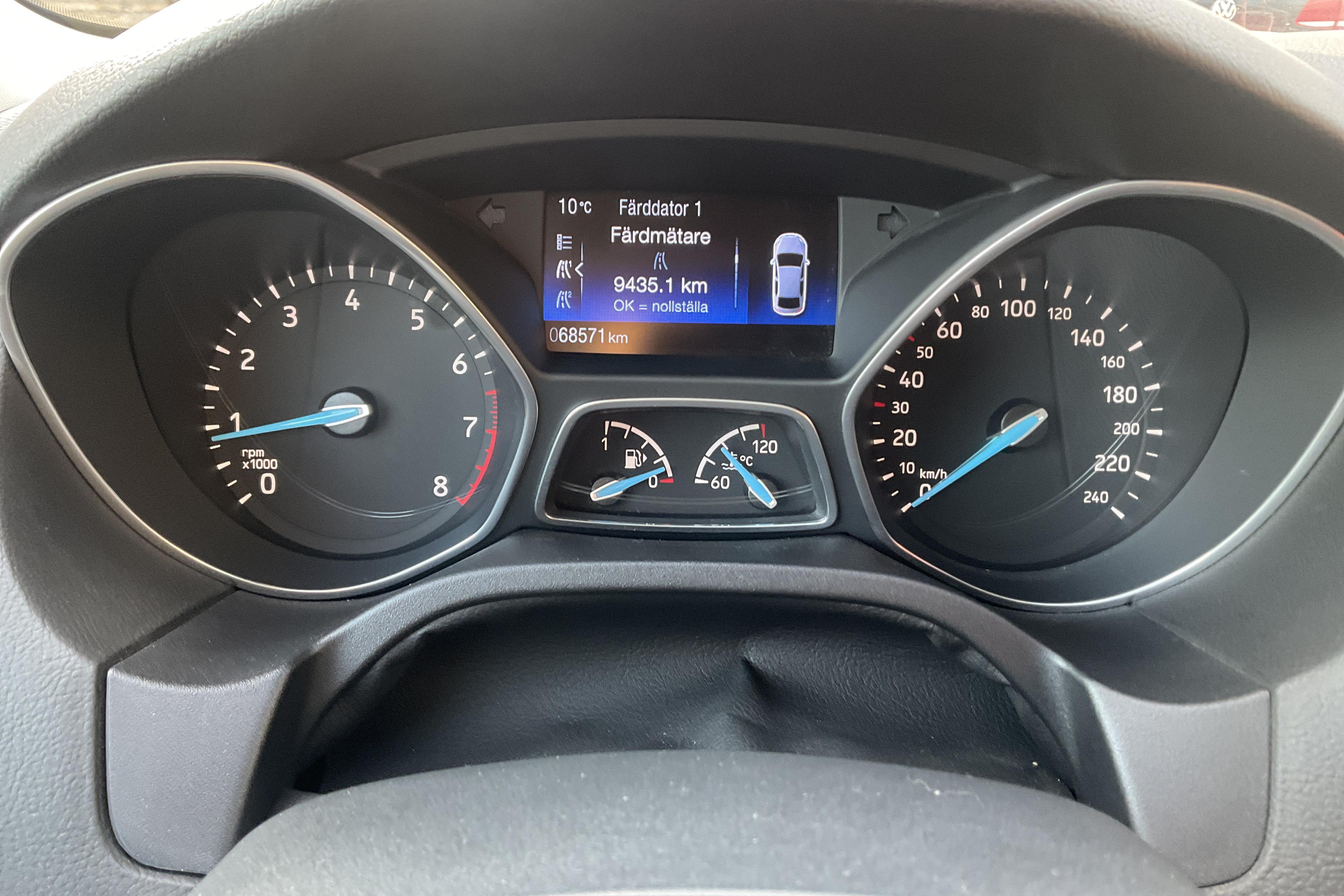 Ford Focus 1.0 EcoBoost 5-dr (100hk) - 68 570 km - Käsitsi - must - 2018