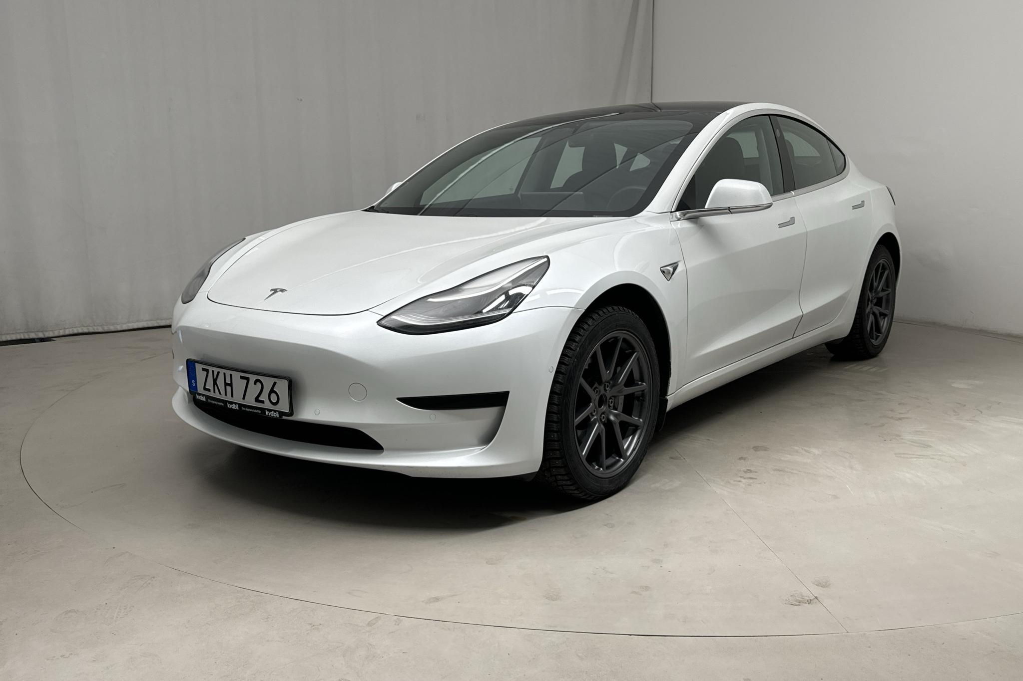 Tesla Model 3 Standard Range RWD - 88 470 km - Automaattinen - valkoinen - 2020