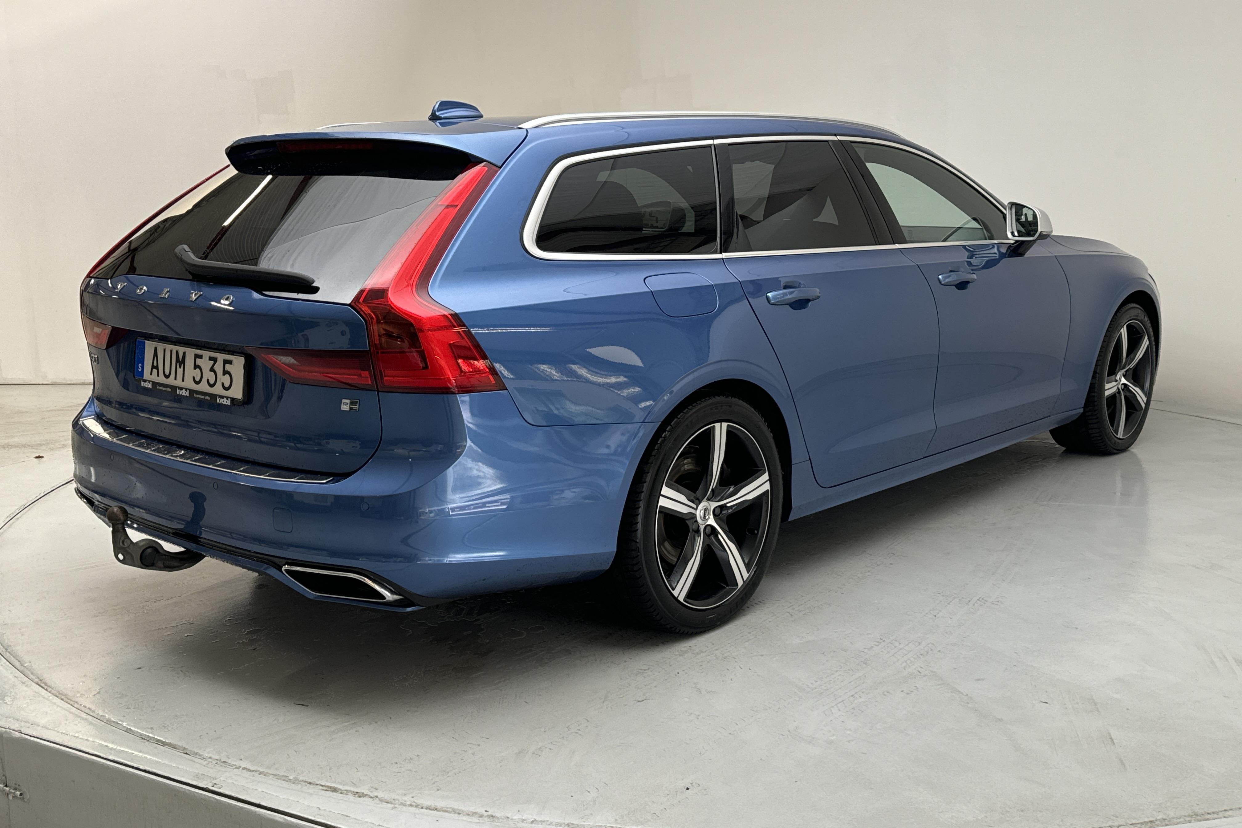 Volvo V90 T8 AWD Twin Engine (390hk) - 108 870 km - Automaatne - sinine - 2019