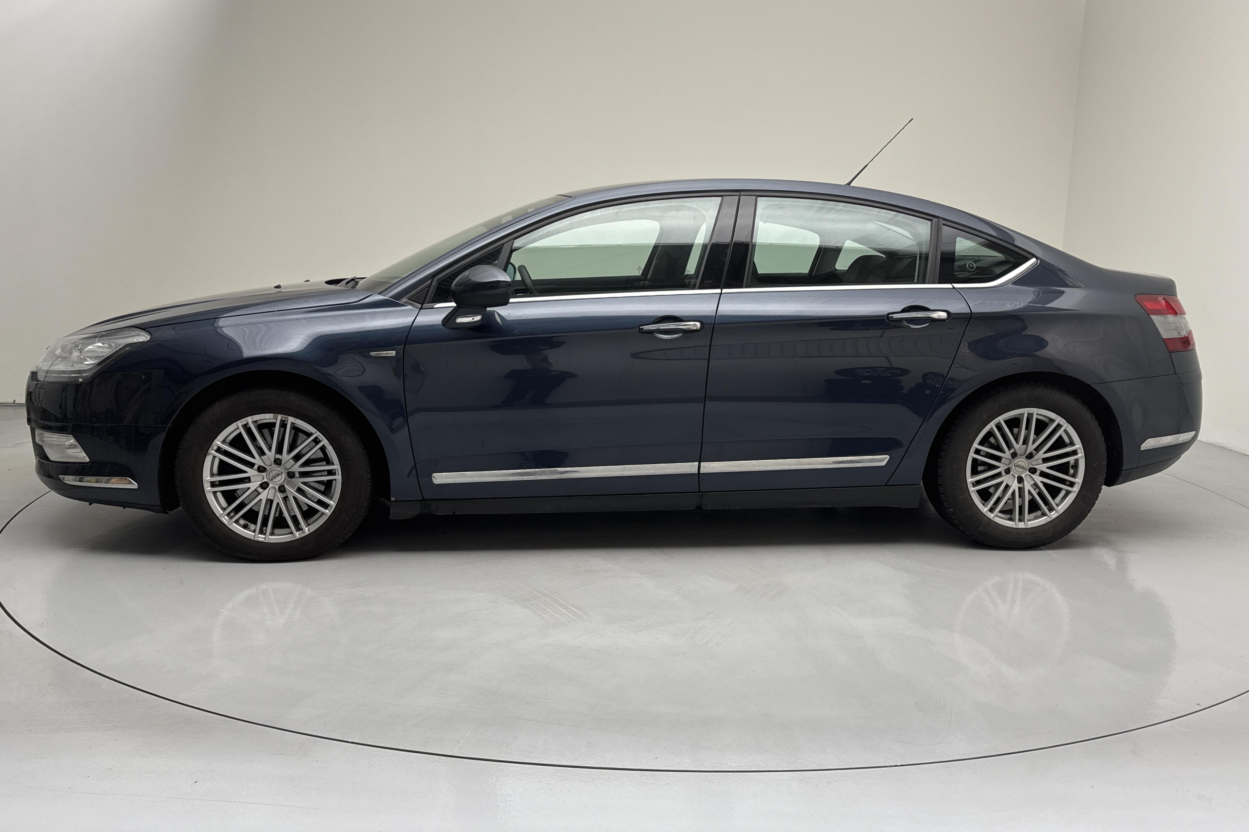 Citroen C5 III 2.0 BlueHDi (180hk) - 10 879 mil - Automat - Dark Blue - 2016