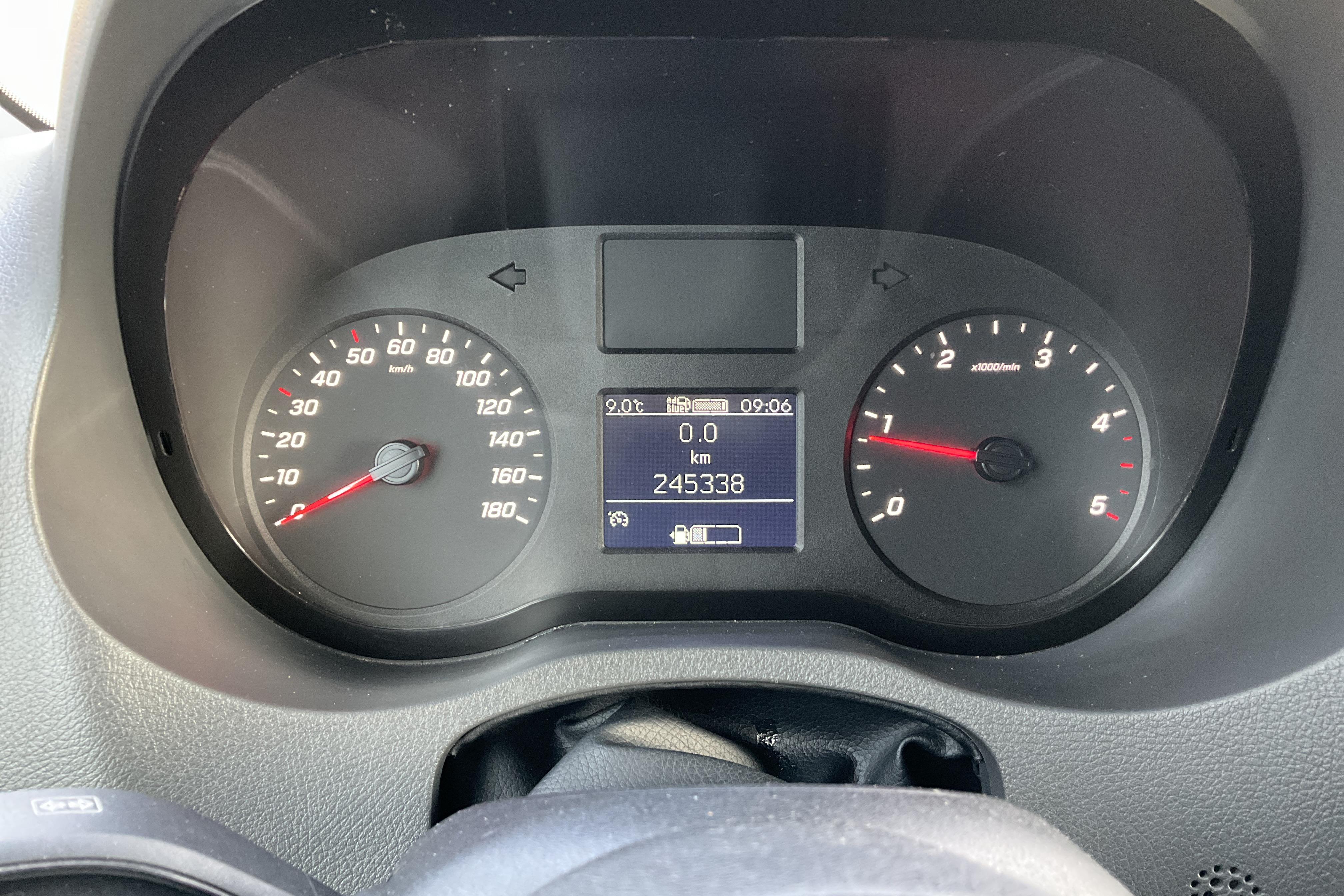 Mercedes Sprinter 314 CDI Volymskåp 2WD (143hk) - 245 340 km - Käsitsi - valge - 2019