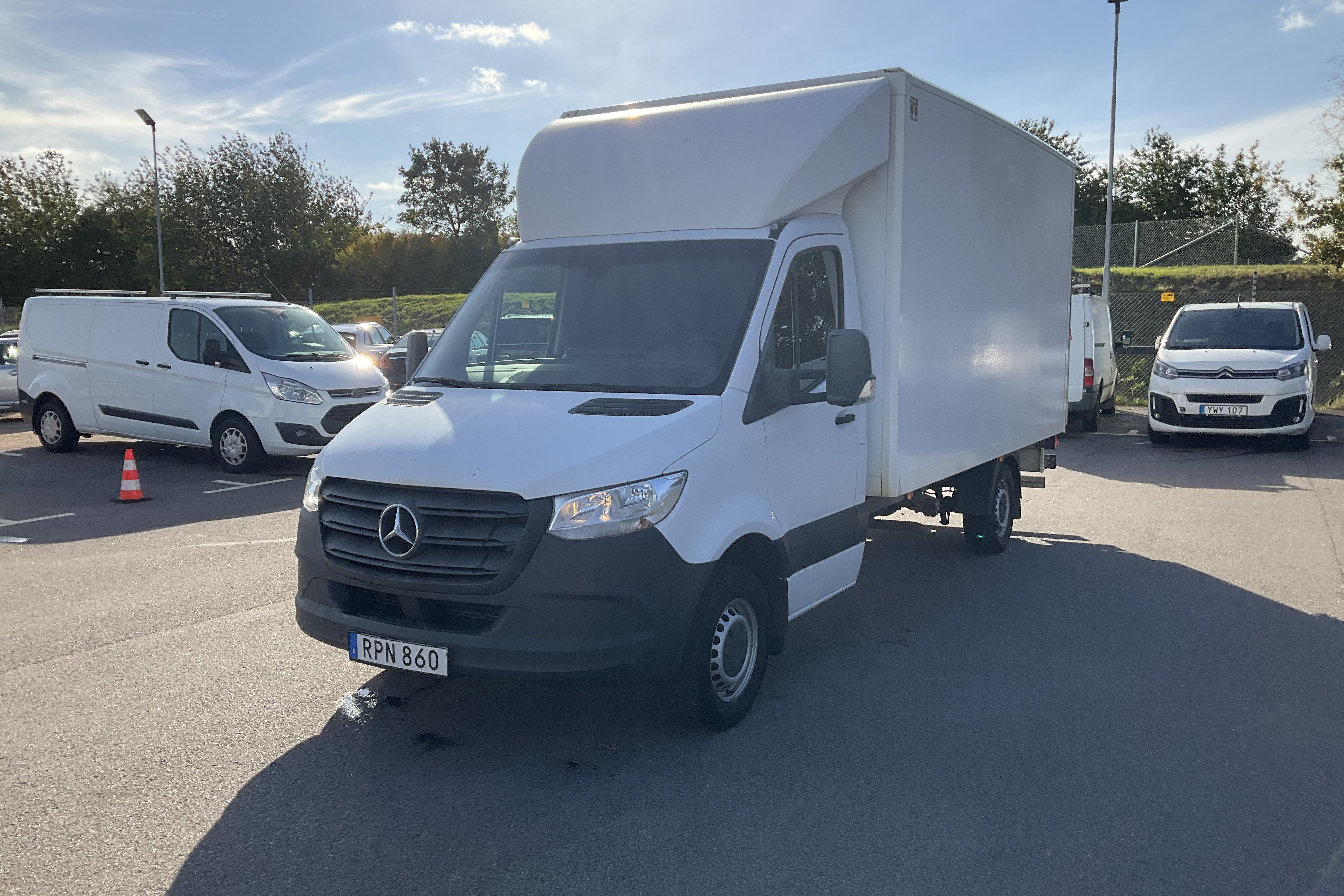 Mercedes Sprinter 314 CDI Volymskåp 2WD (143hk) - 245 340 km - Manualna - biały - 2019