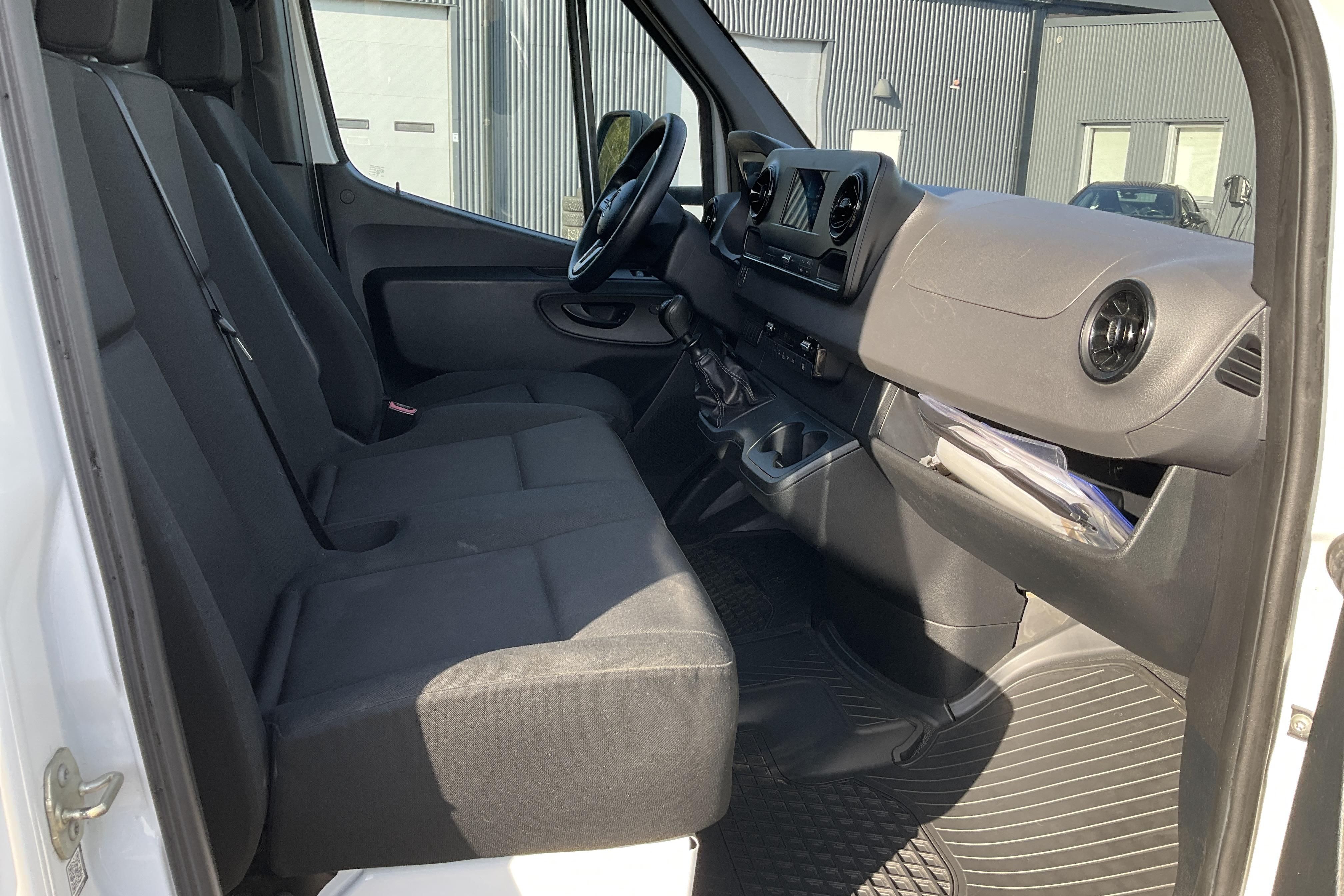 Mercedes Sprinter 314 CDI Volymskåp 2WD (143hk) - 245 340 km - Manuaalinen - valkoinen - 2019