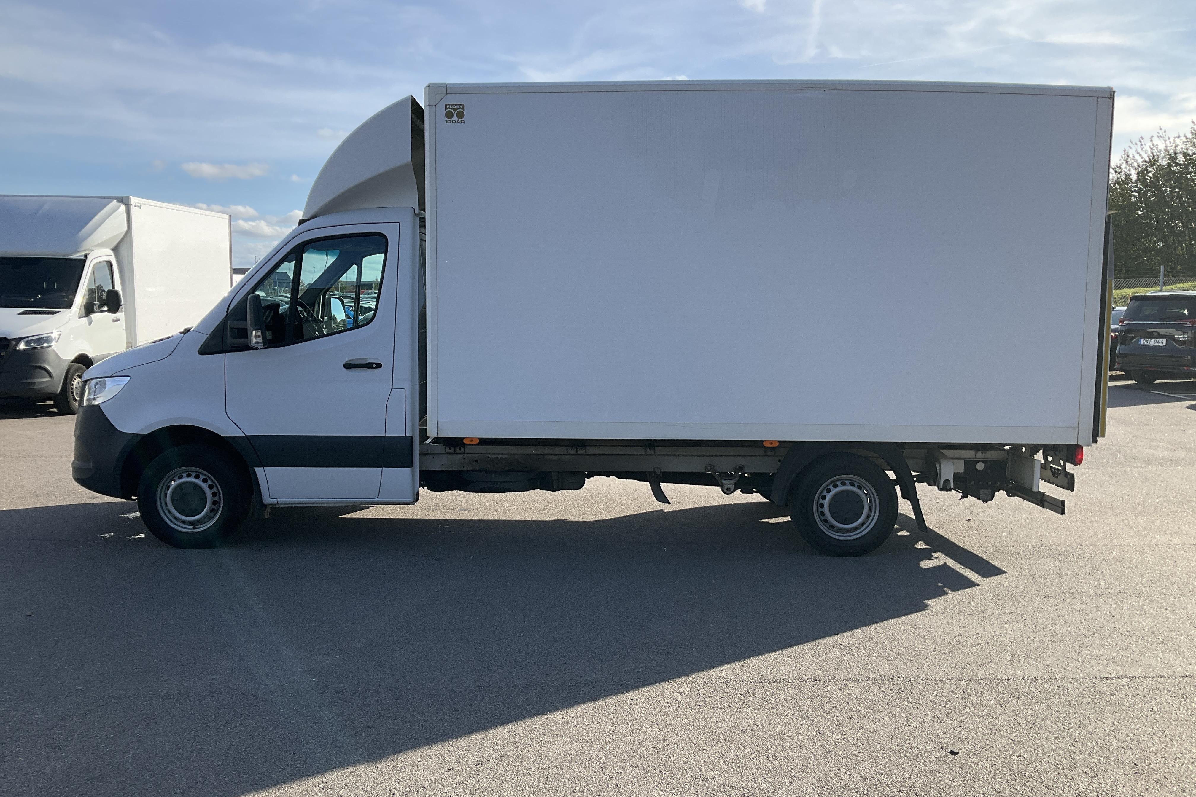 Mercedes Sprinter 314 CDI Volymskåp 2WD (143hk) - 245 340 km - Manualna - biały - 2019