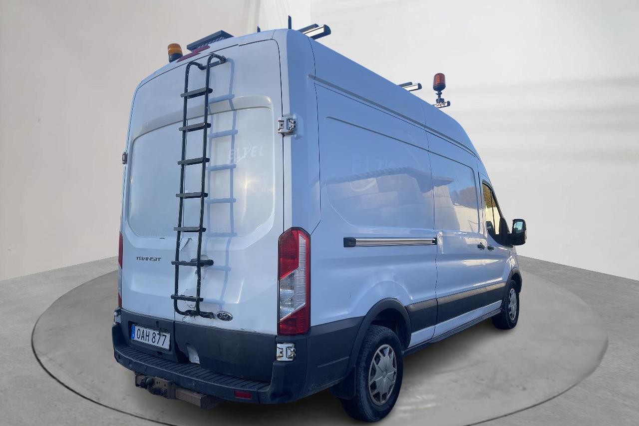 Ford Transit 350 2.2 TDCi AWD (125hk) - 196 930 km - Käsitsi - valge - 2016