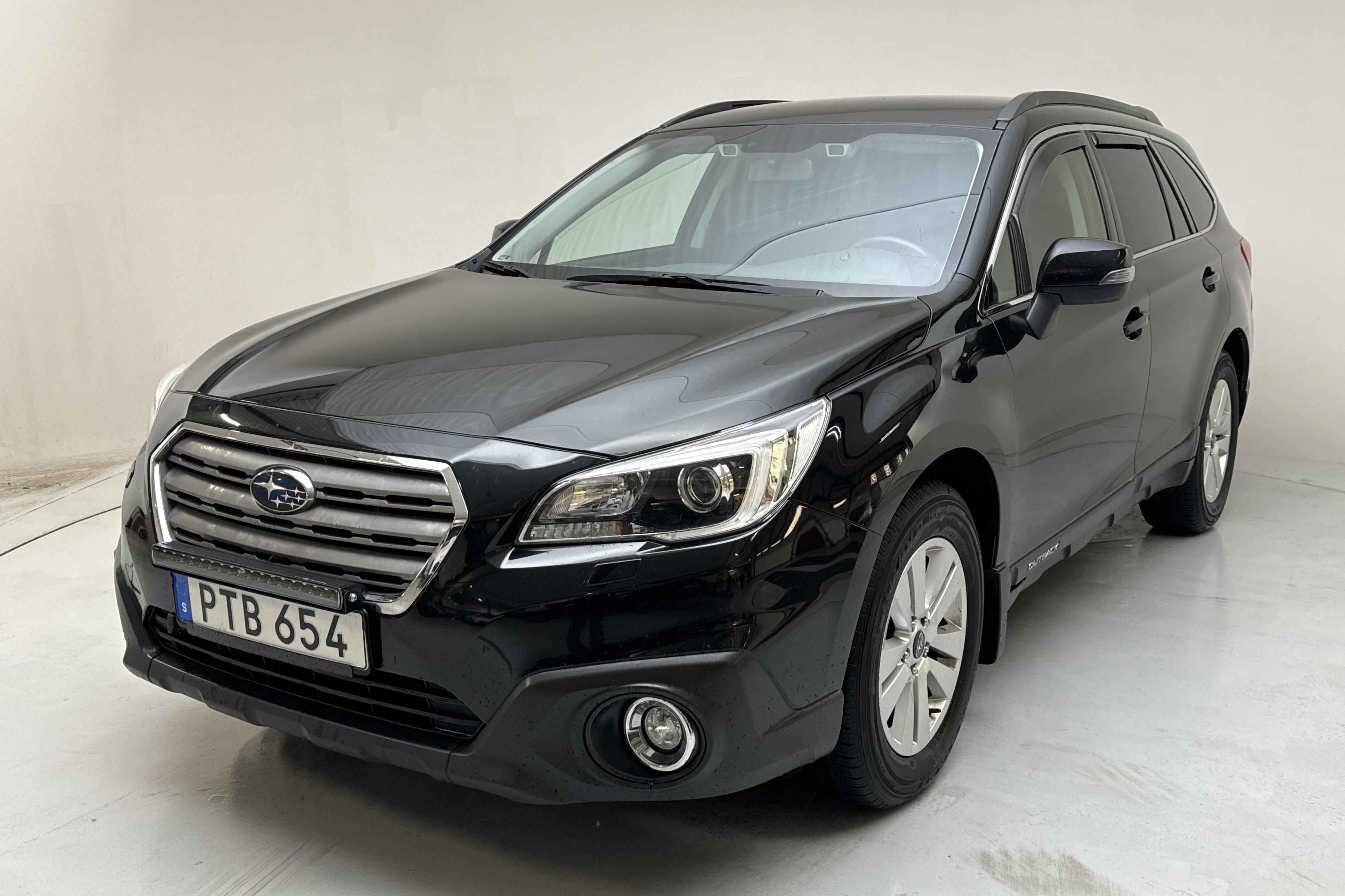 Subaru Outback 2.0D (150hk) - 169 690 km - Automatyczna - czarny - 2015