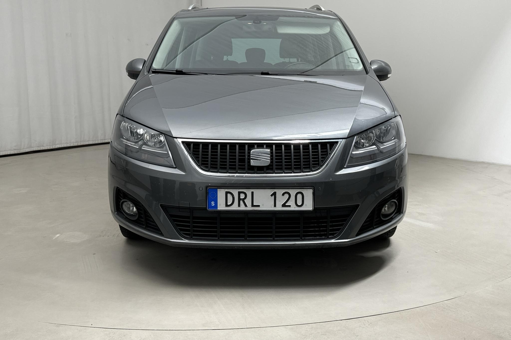 Seat Alhambra 2.0 CR Ecomotive (140hk) - 16 413 mil - Automat - grå - 2015