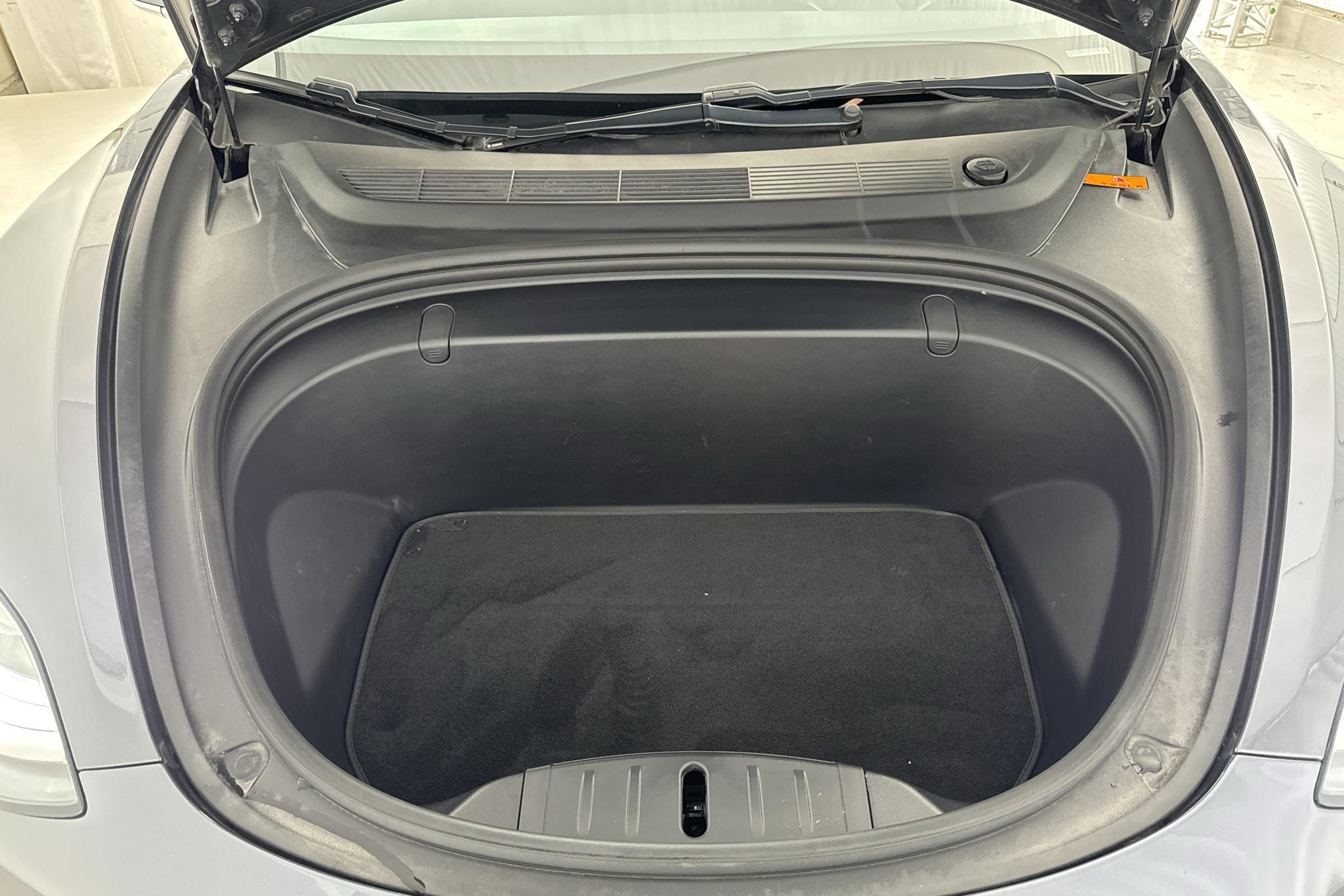 Tesla Model 3 Performance AWD - 71 050 km - Automaatne - hall - 2019