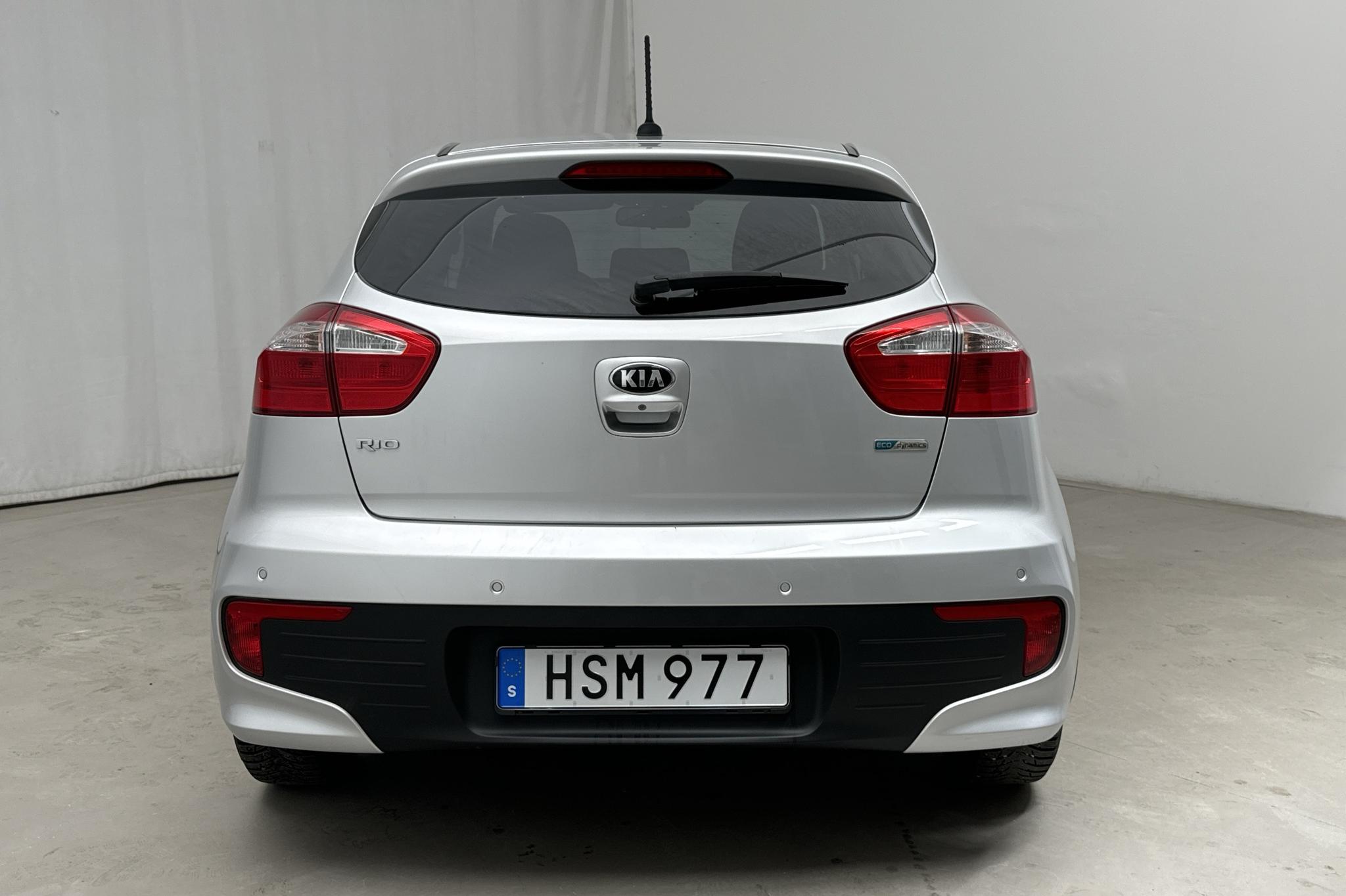 KIA Rio 1.2 (85hk) - 49 240 km - Käsitsi - hall - 2015