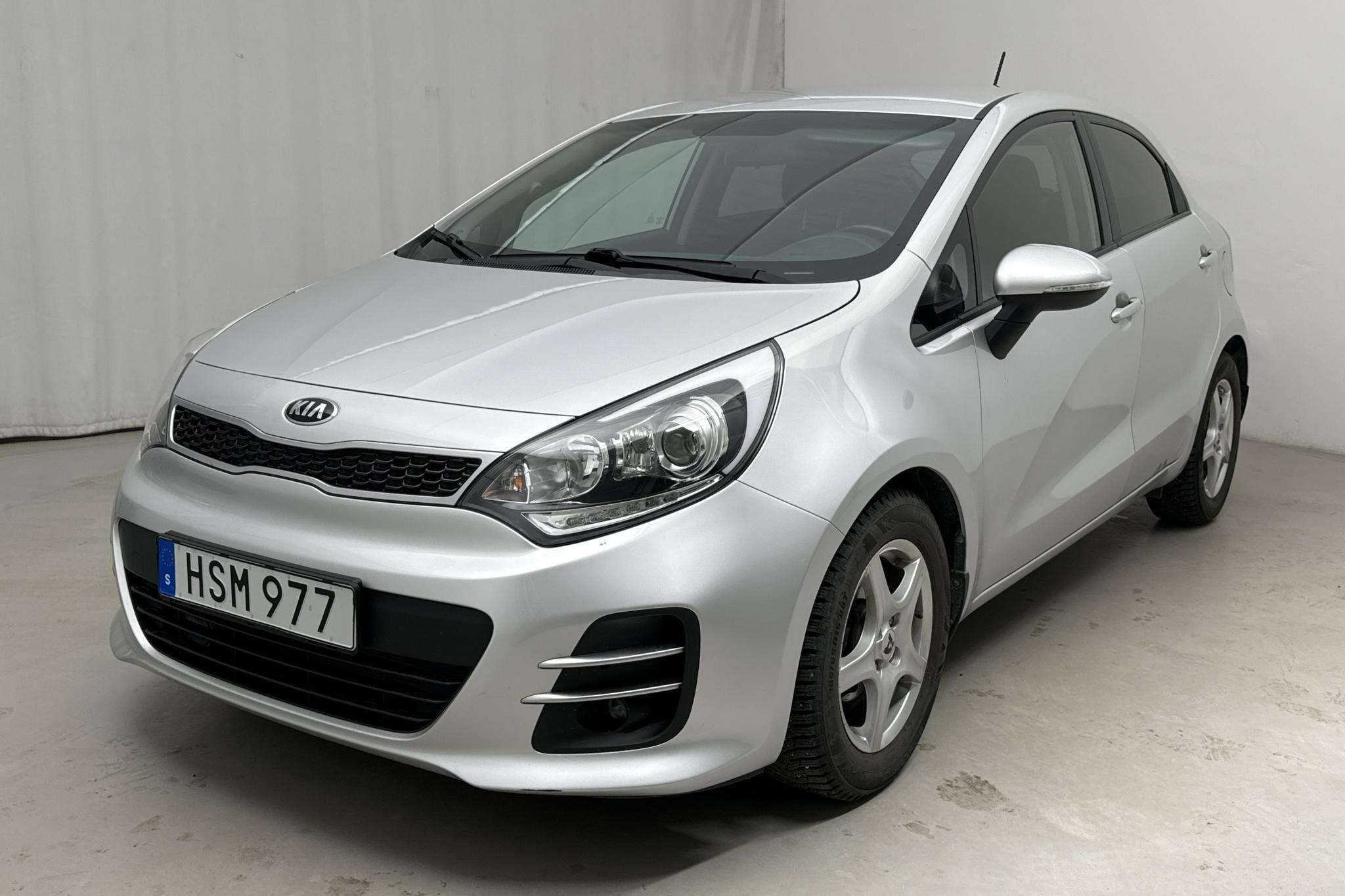 KIA Rio 1.2 (85hk) - 49 240 km - Manuaalinen - harmaa - 2015