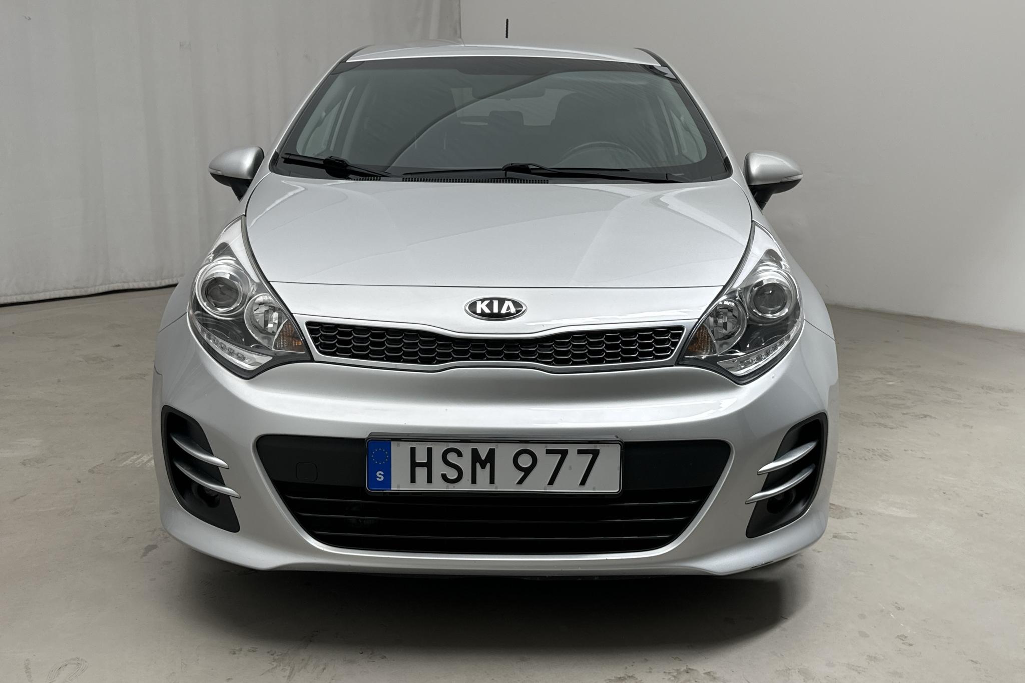 KIA Rio 1.2 (85hk) - 49 240 km - Käsitsi - hall - 2015