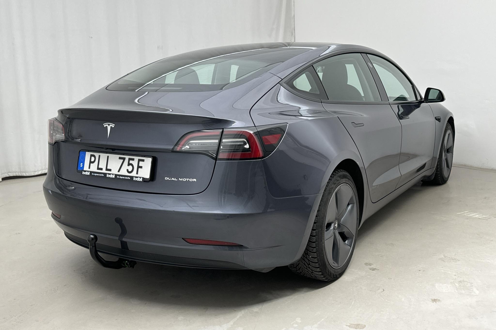 Tesla Model 3 Long Range Dual Motor AWD - 82 590 km - Automaattinen - harmaa - 2021