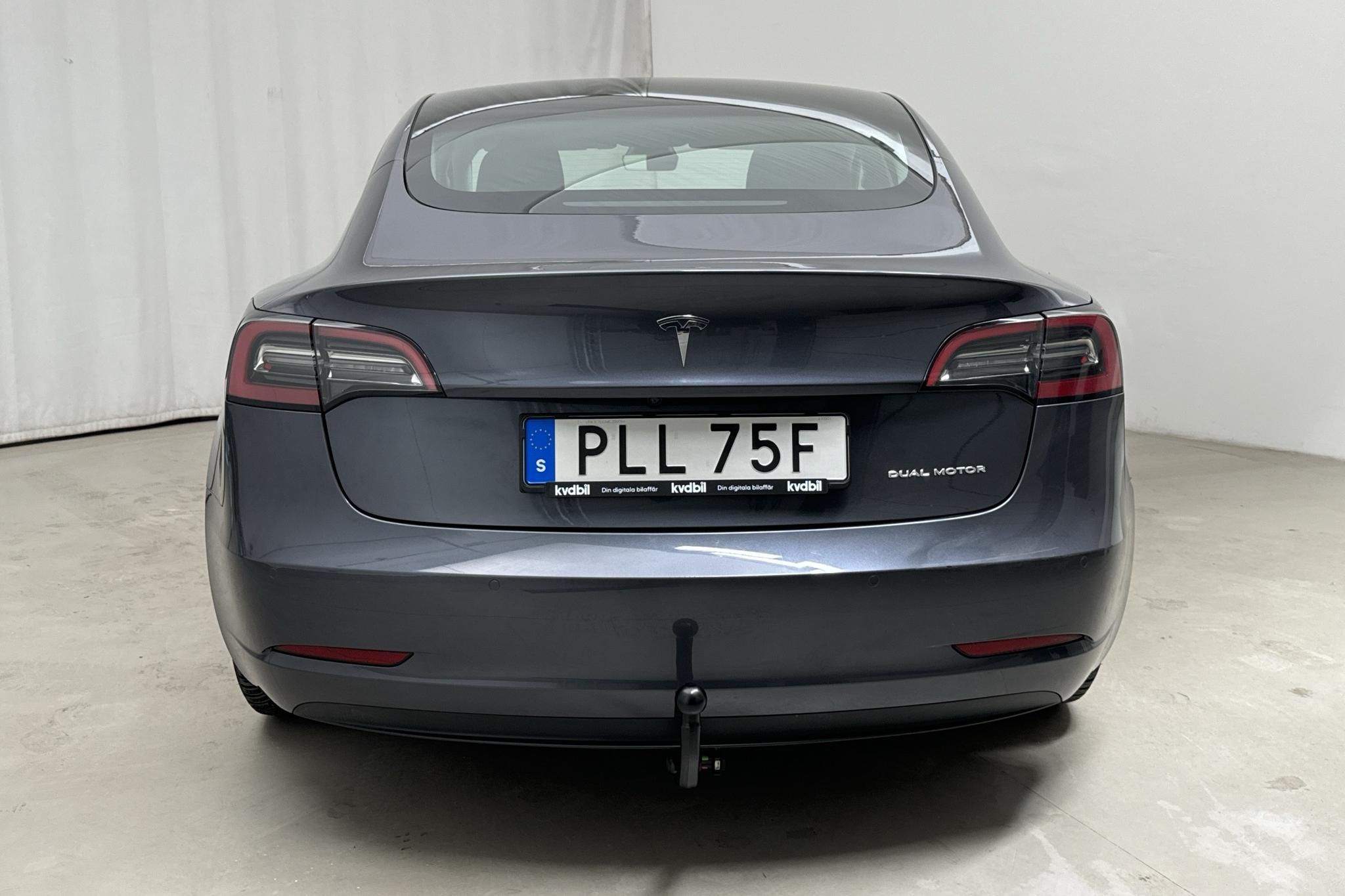 Tesla Model 3 Long Range Dual Motor AWD - 82 590 km - Automatic - gray - 2021