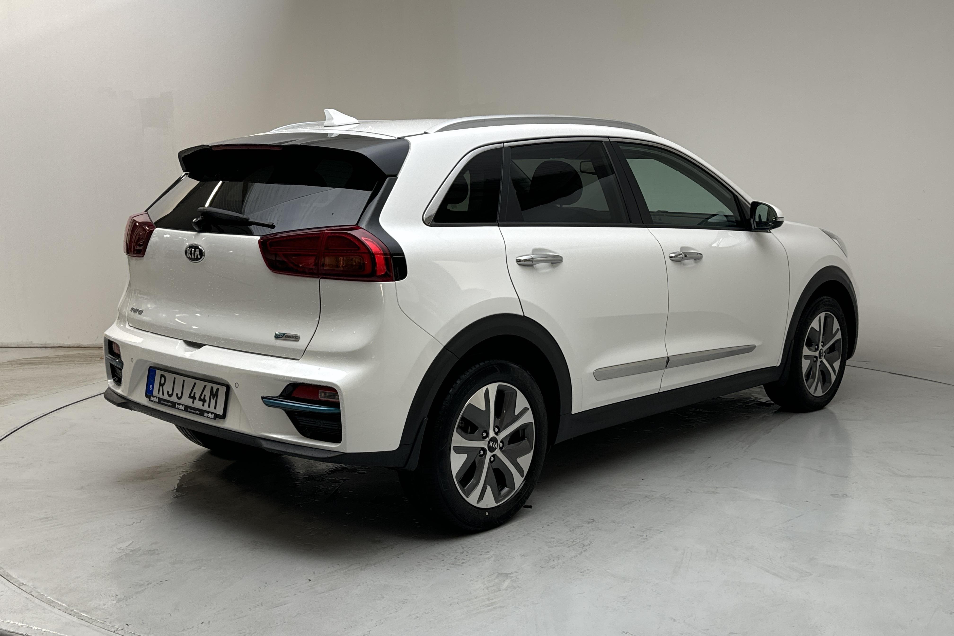 KIA Niro EV 64 kWh (204hk) - 68 530 km - Automatyczna - biały - 2020