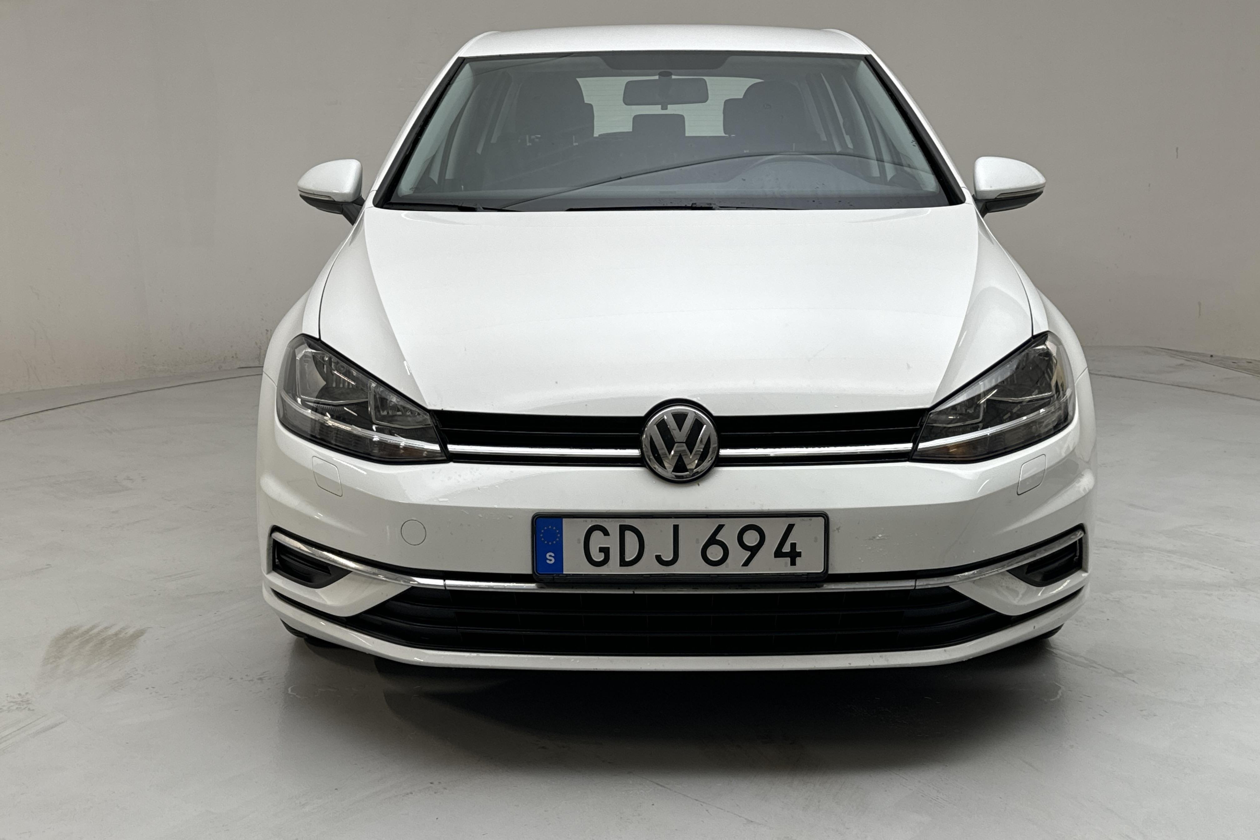 VW Golf VII 1.0 TSI 5dr (110hk) - 6 279 mil - Automat - vit - 2018