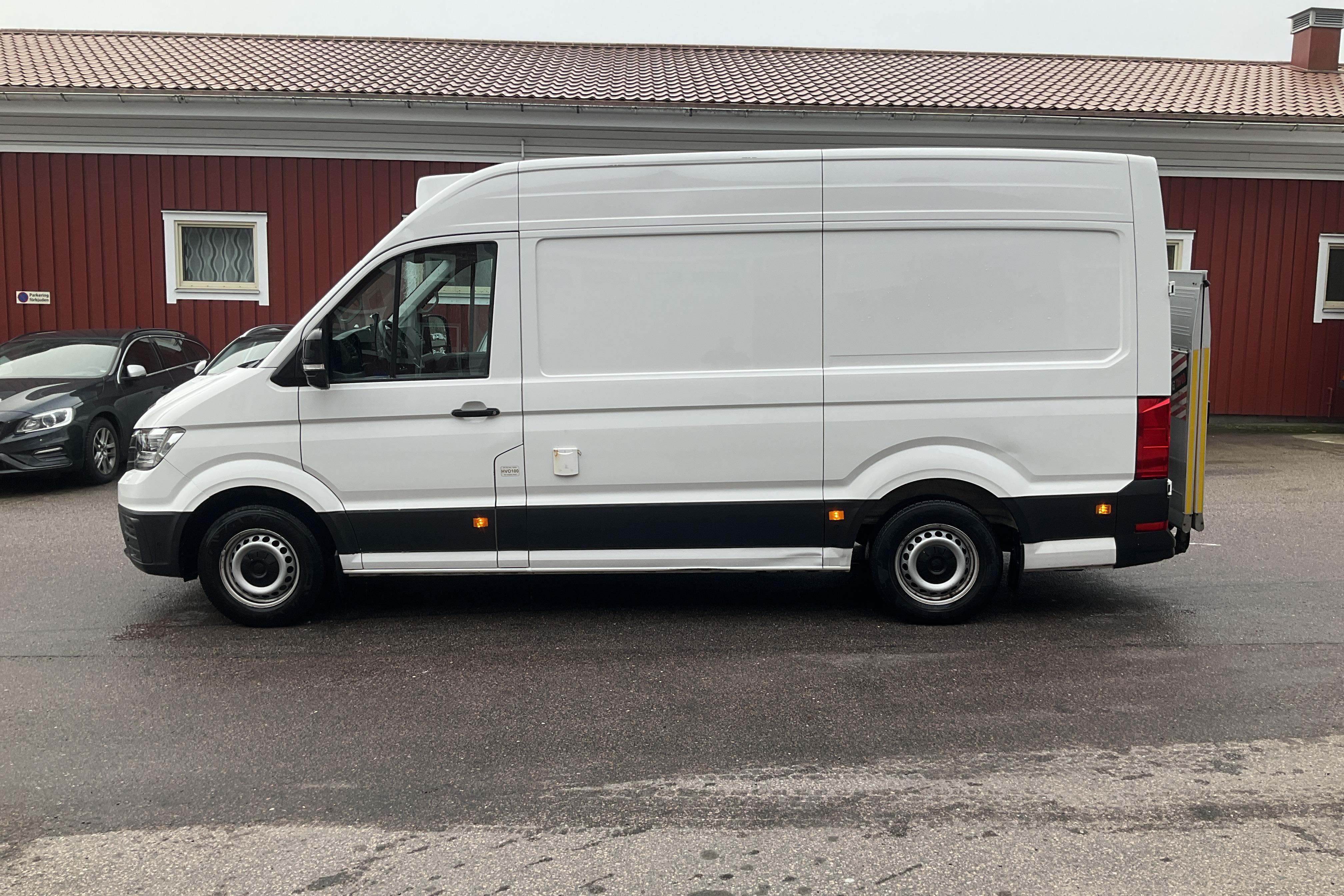 VW Crafter 35 2.0 TDI Skåp (140hk) - 107 770 km - Manual - white - 2018