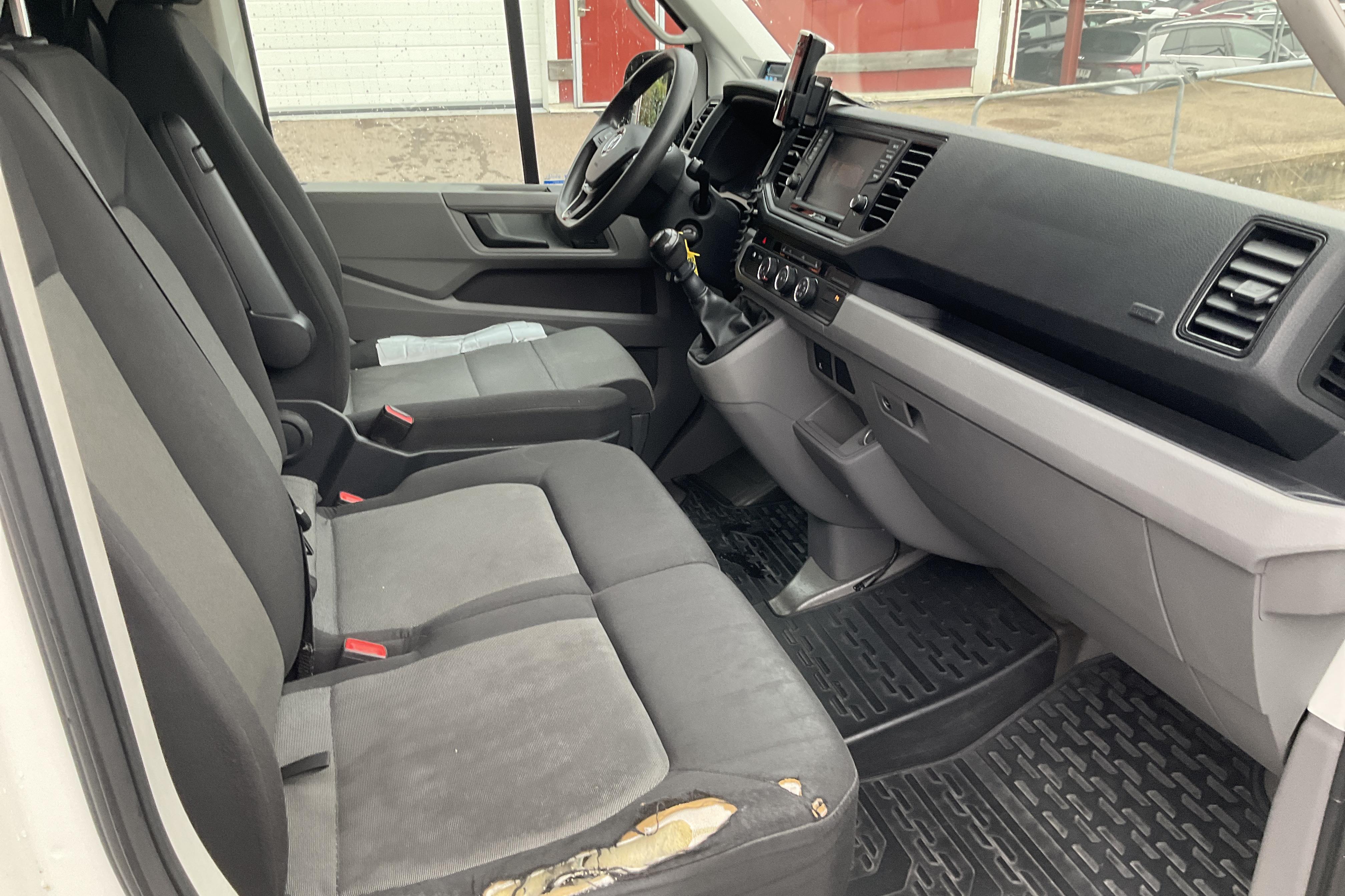 VW Crafter 35 2.0 TDI Skåp (140hk) - 107 770 km - Manuaalinen - valkoinen - 2018