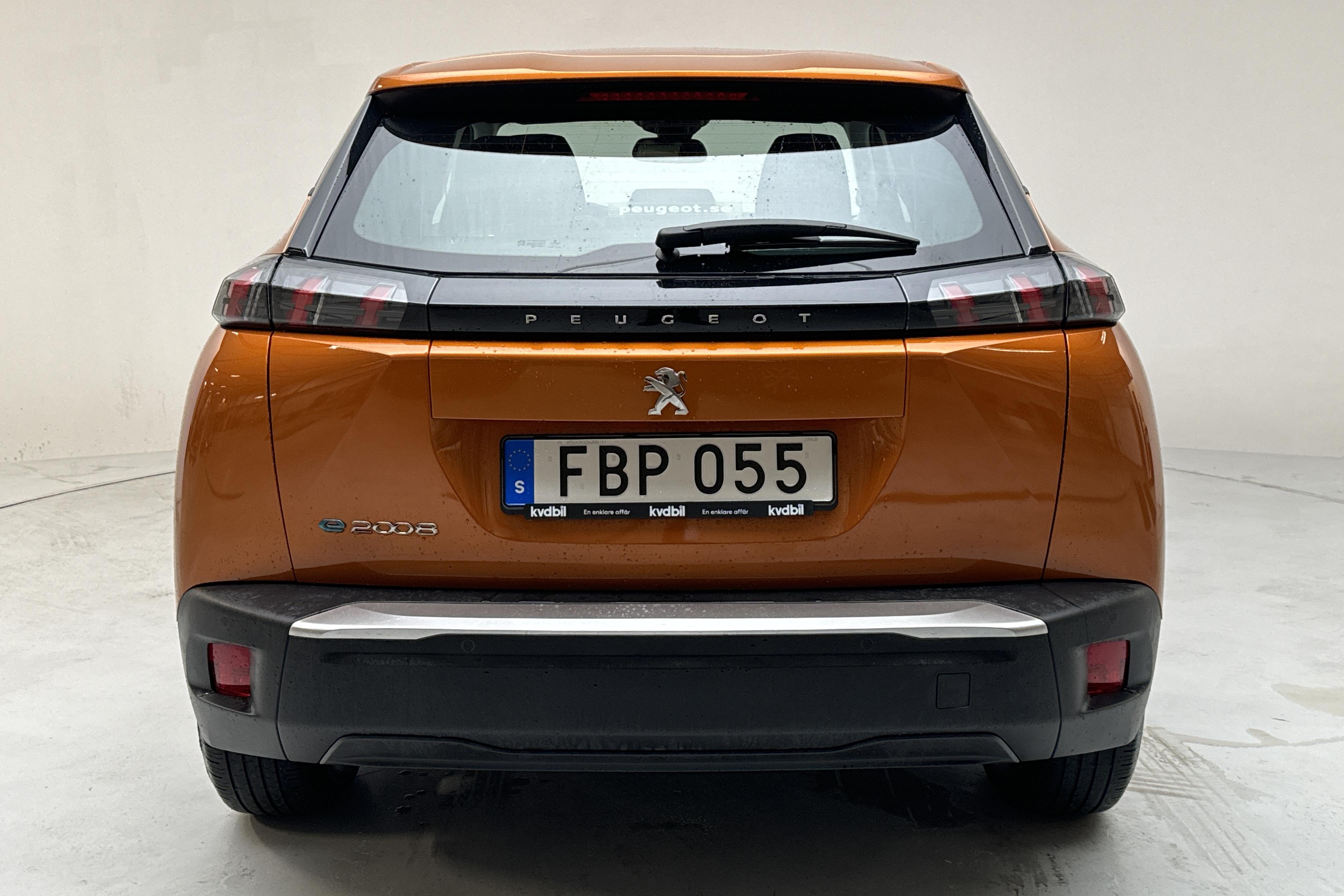 Peugeot e-2008 50 kWh (136hk) - 24 420 km - Automatic - orange - 2022