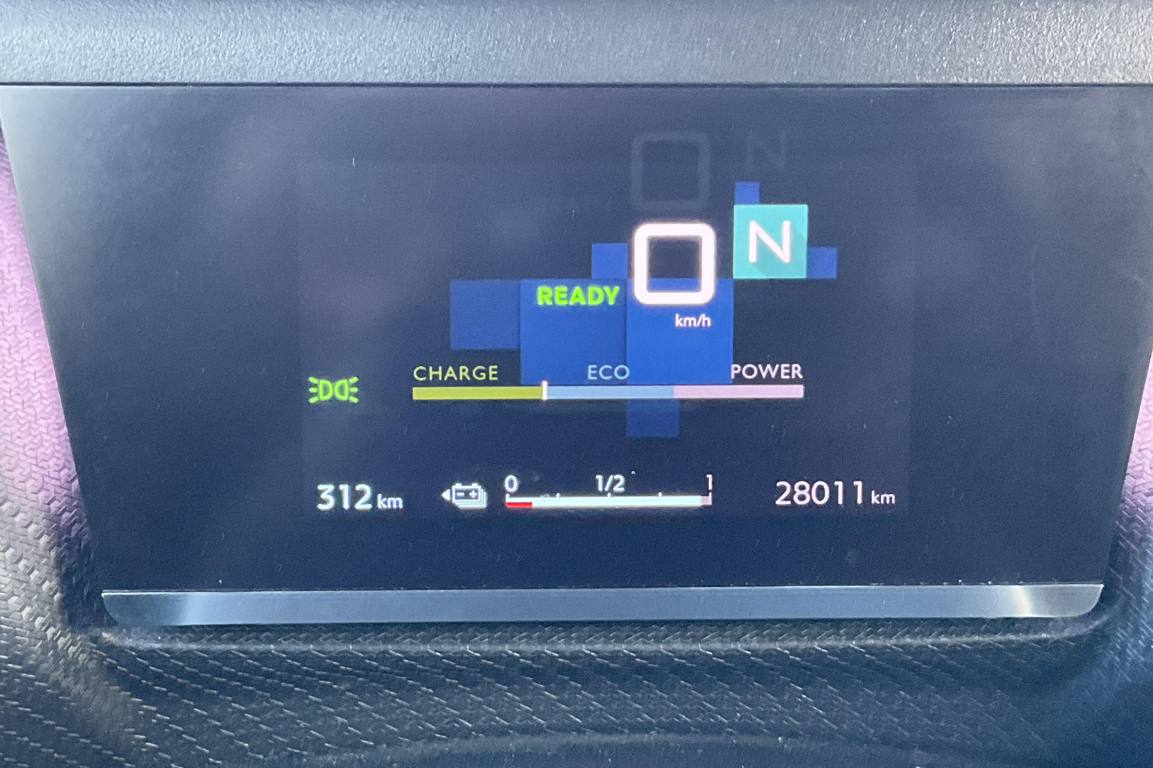 Citroen e-C4 50 kWh (136hk) - 28 010 km - Automatyczna - biały - 2022