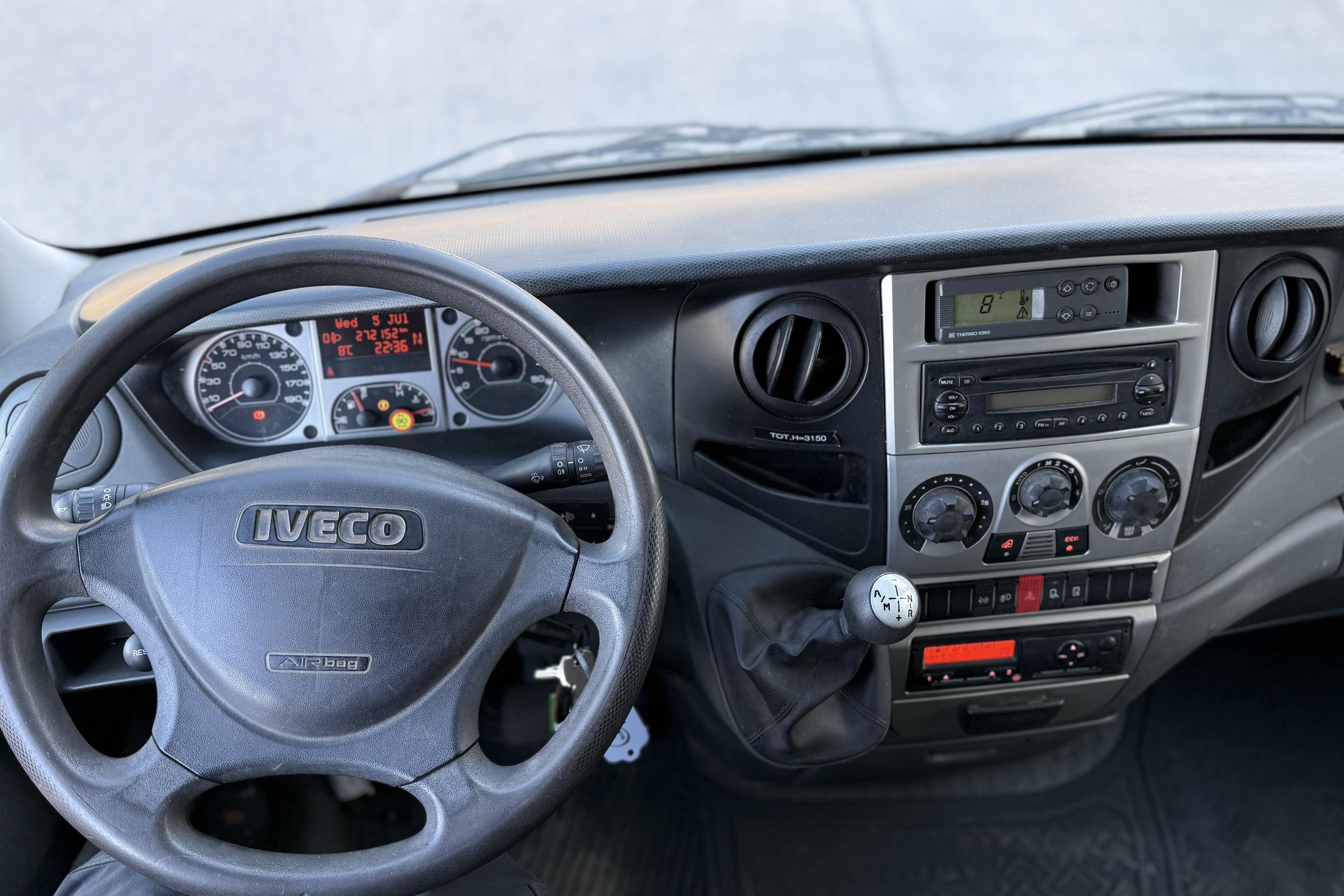 Iveco DAILY 70C17A - 272 152 km - Automatic - white - 2011