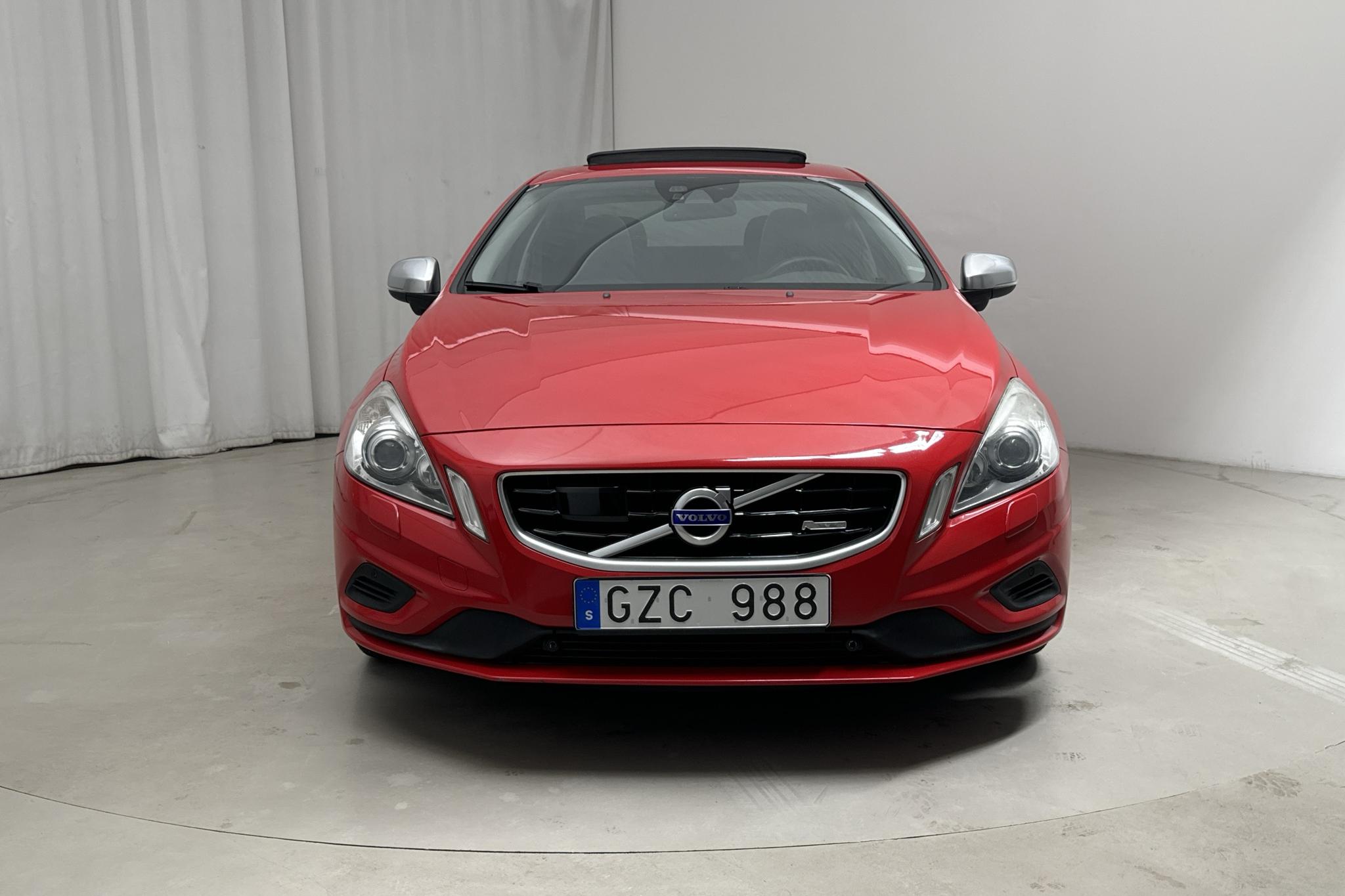 Volvo S60 D5 AWD (205hk) - 18 868 mil - Automat - röd - 2011