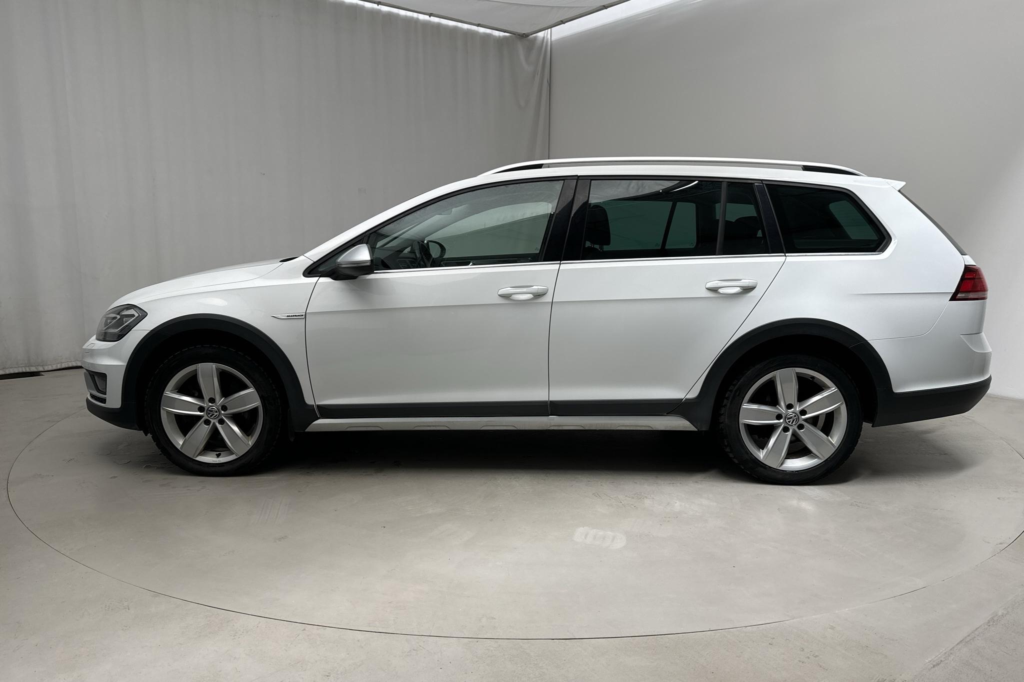 VW Golf Alltrack 1.8 TSI 4Motion (180hk) - 108 970 km - Automatic - white - 2017