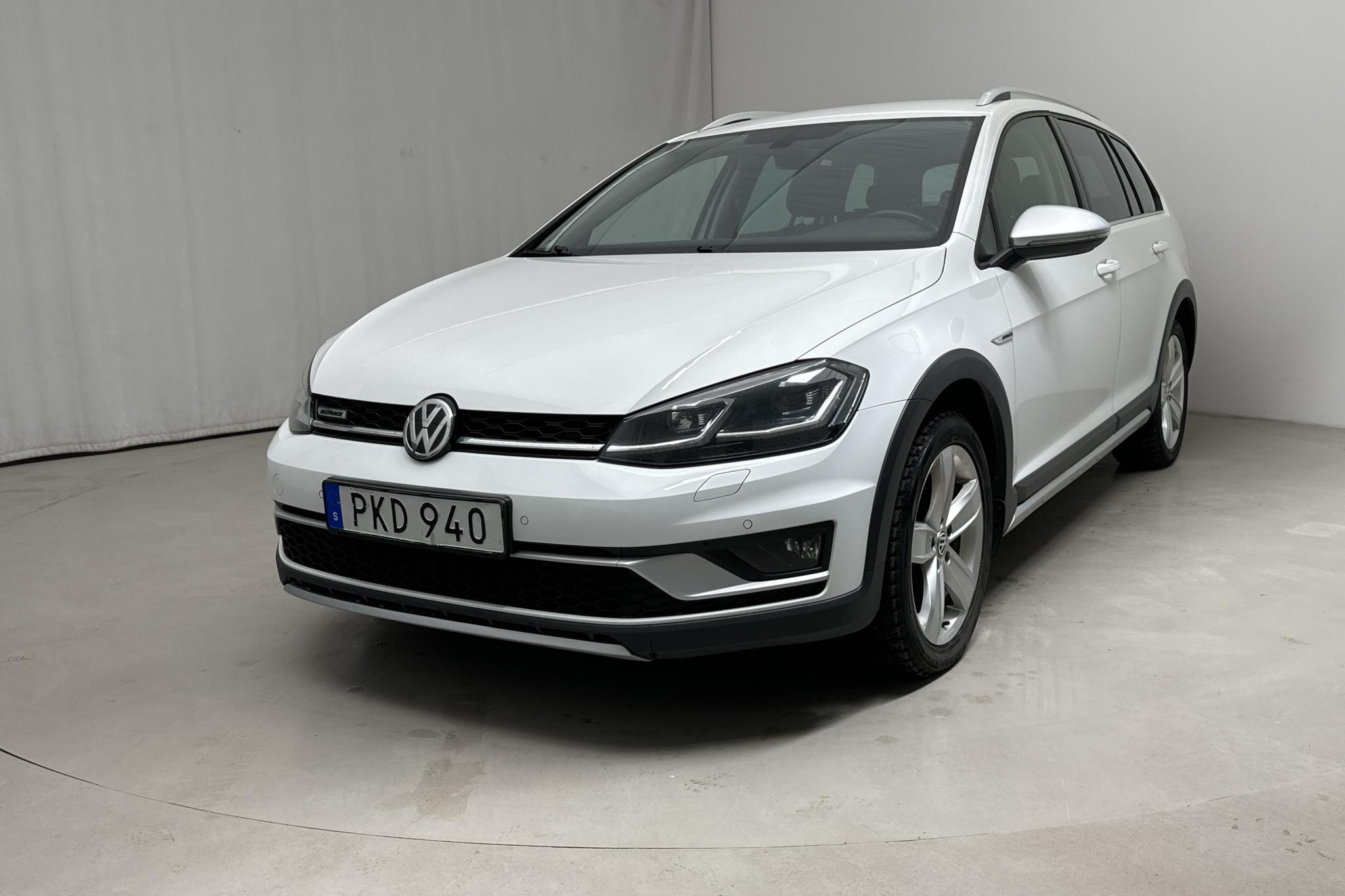 VW Golf Alltrack 1.8 TSI 4Motion (180hk) - 108 970 km - Automaatne - valge - 2017