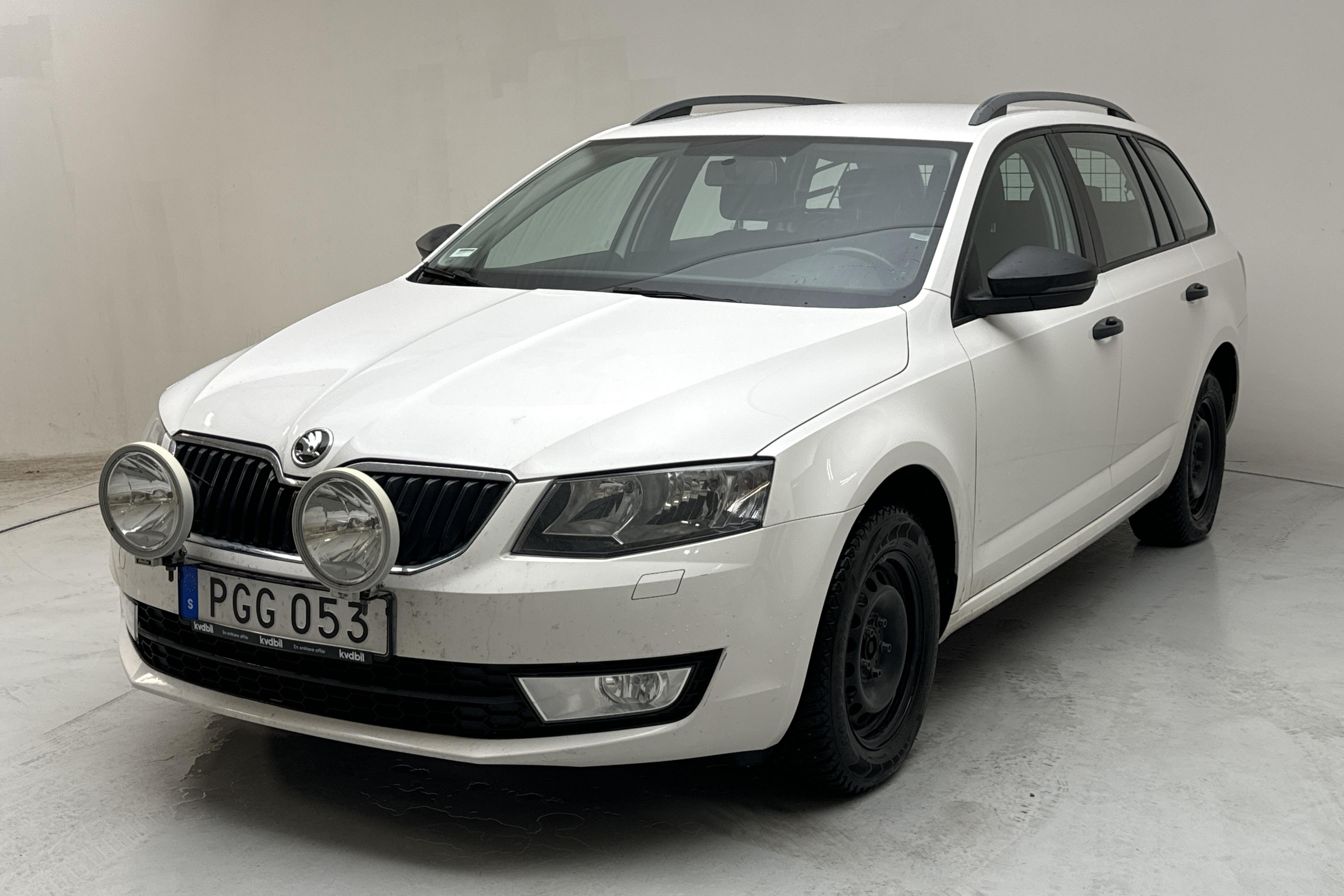 Skoda Octavia III 1.6 TDI Combi 4X4 (110hk) - 119 960 km - Manual - white - 2017