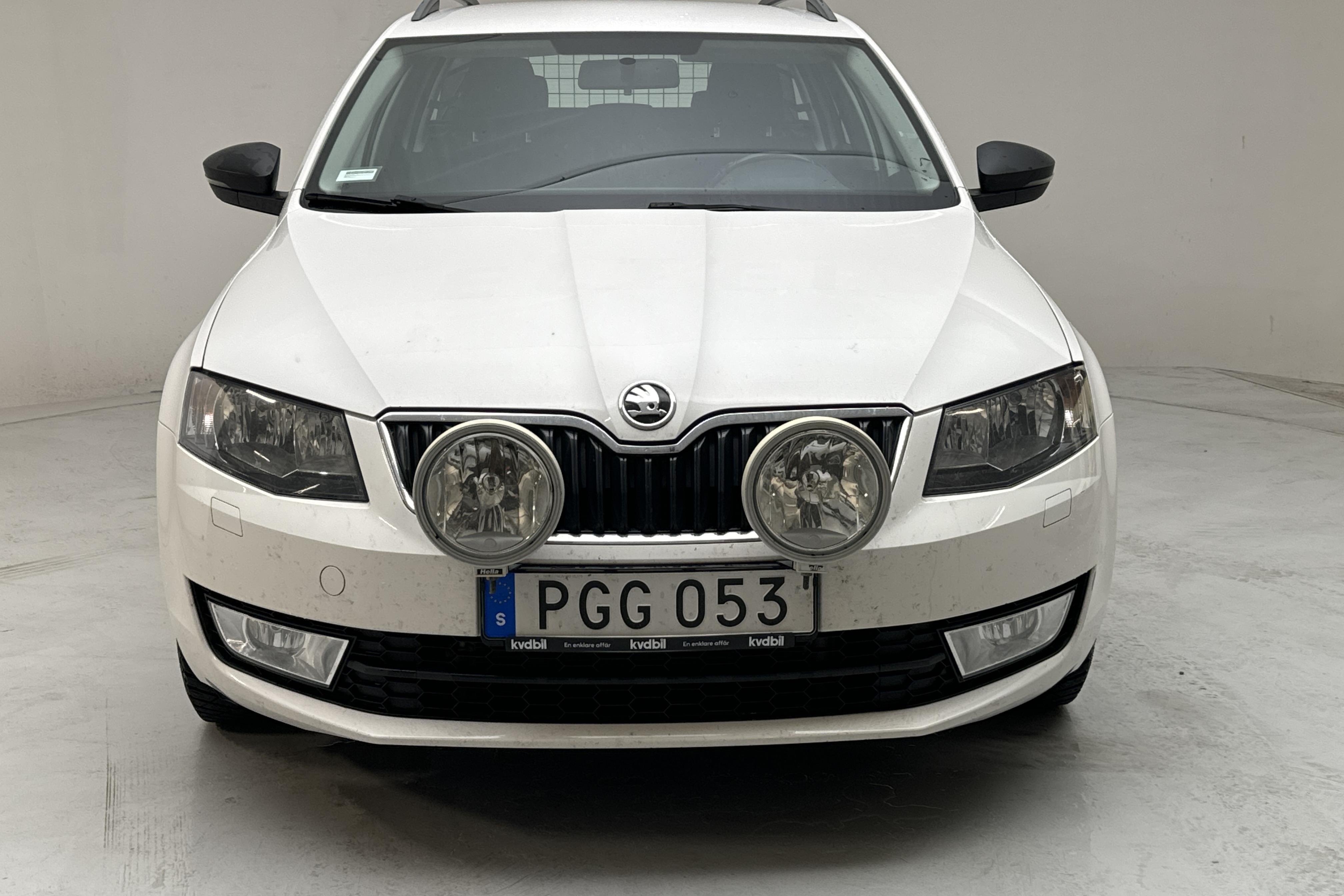 Skoda Octavia III 1.6 TDI Combi 4X4 (110hk) - 119 960 km - Manualna - biały - 2017