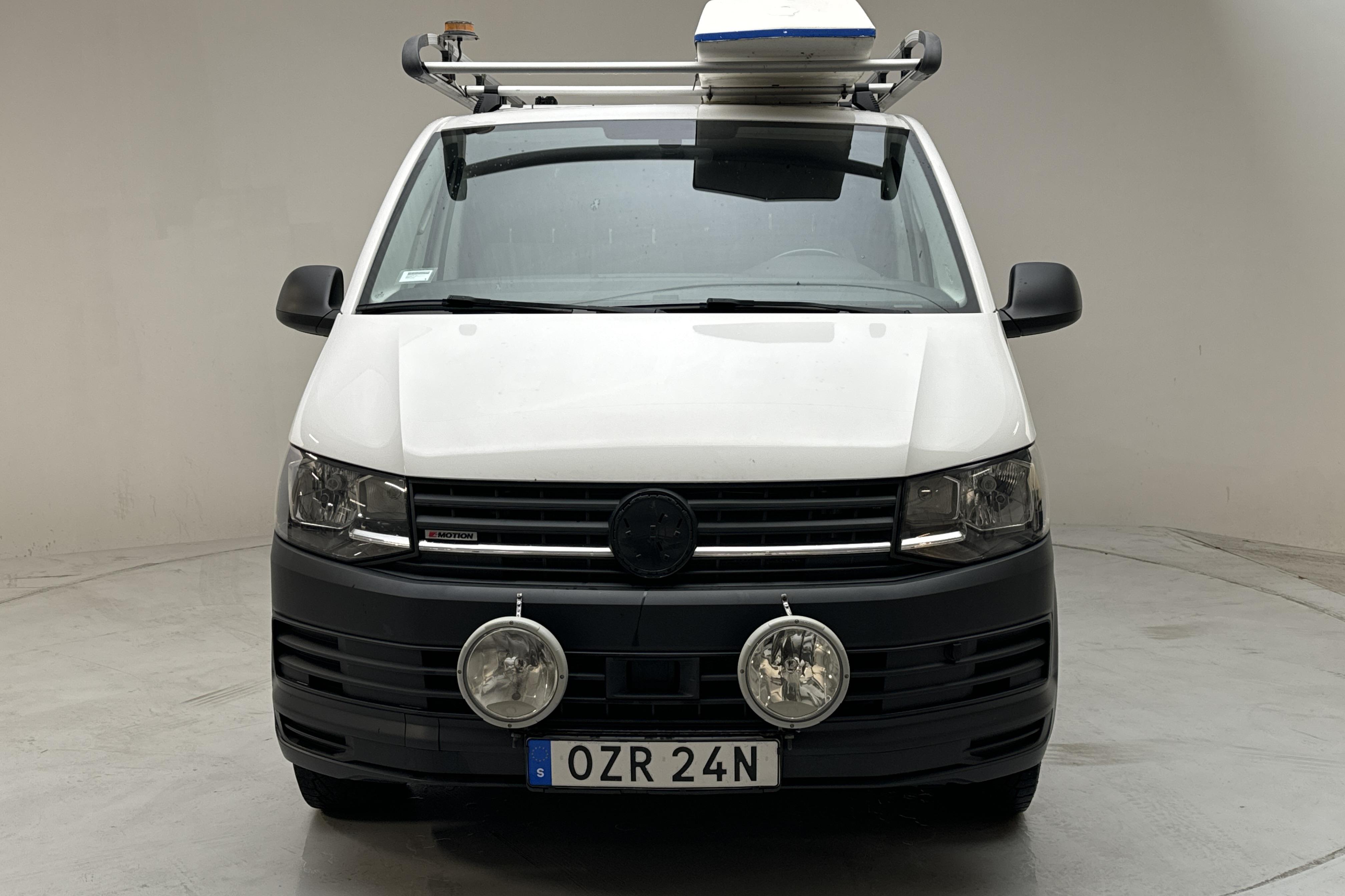 VW Transporter T6 2.0 TDI BMT Skåp 4MOTION (150hk) - 126 050 km - Käsitsi - valge - 2019