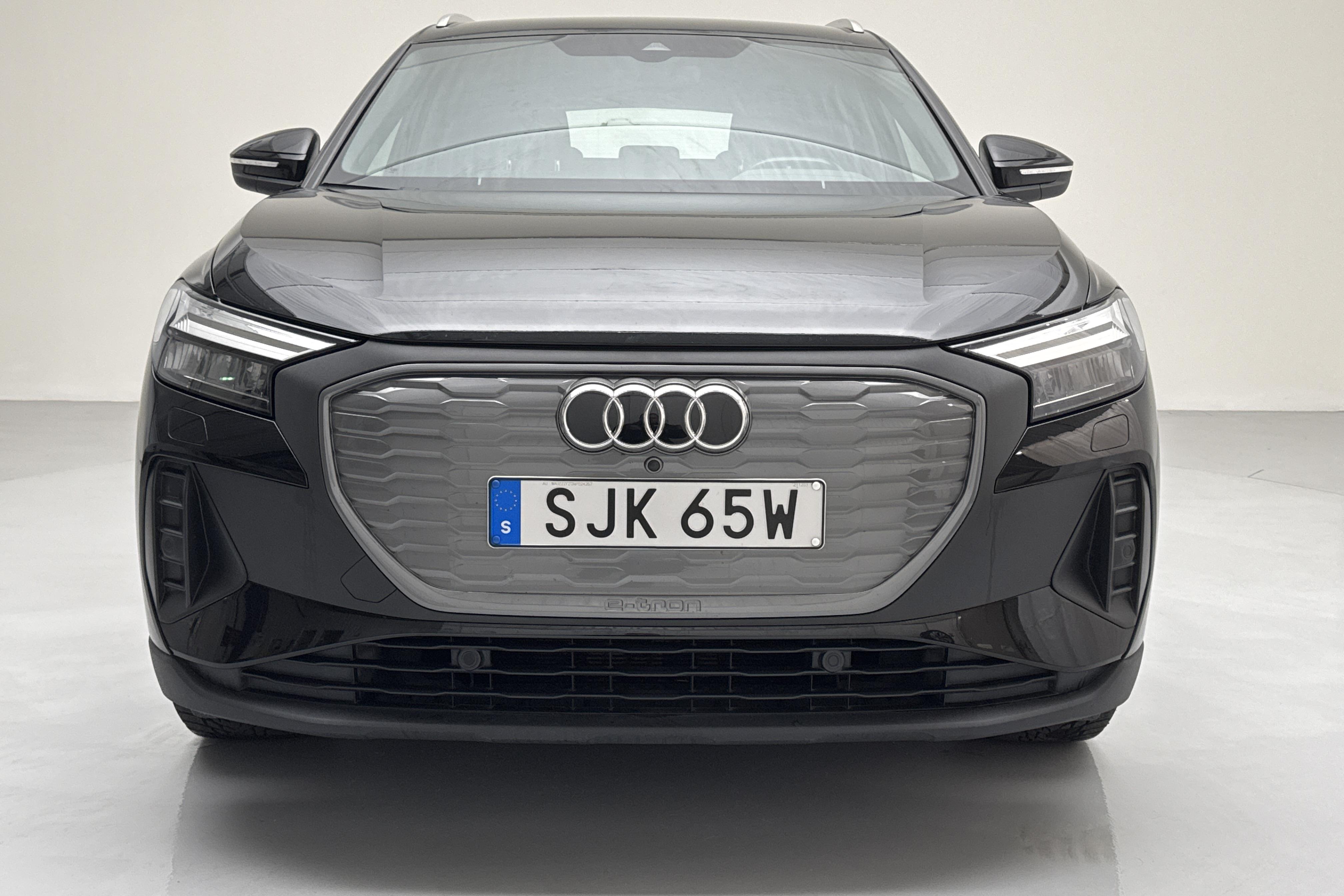 Audi Q4 40 e-tron 77 kWh (204hk) - 55 490 km - Automatyczna - czarny - 2022