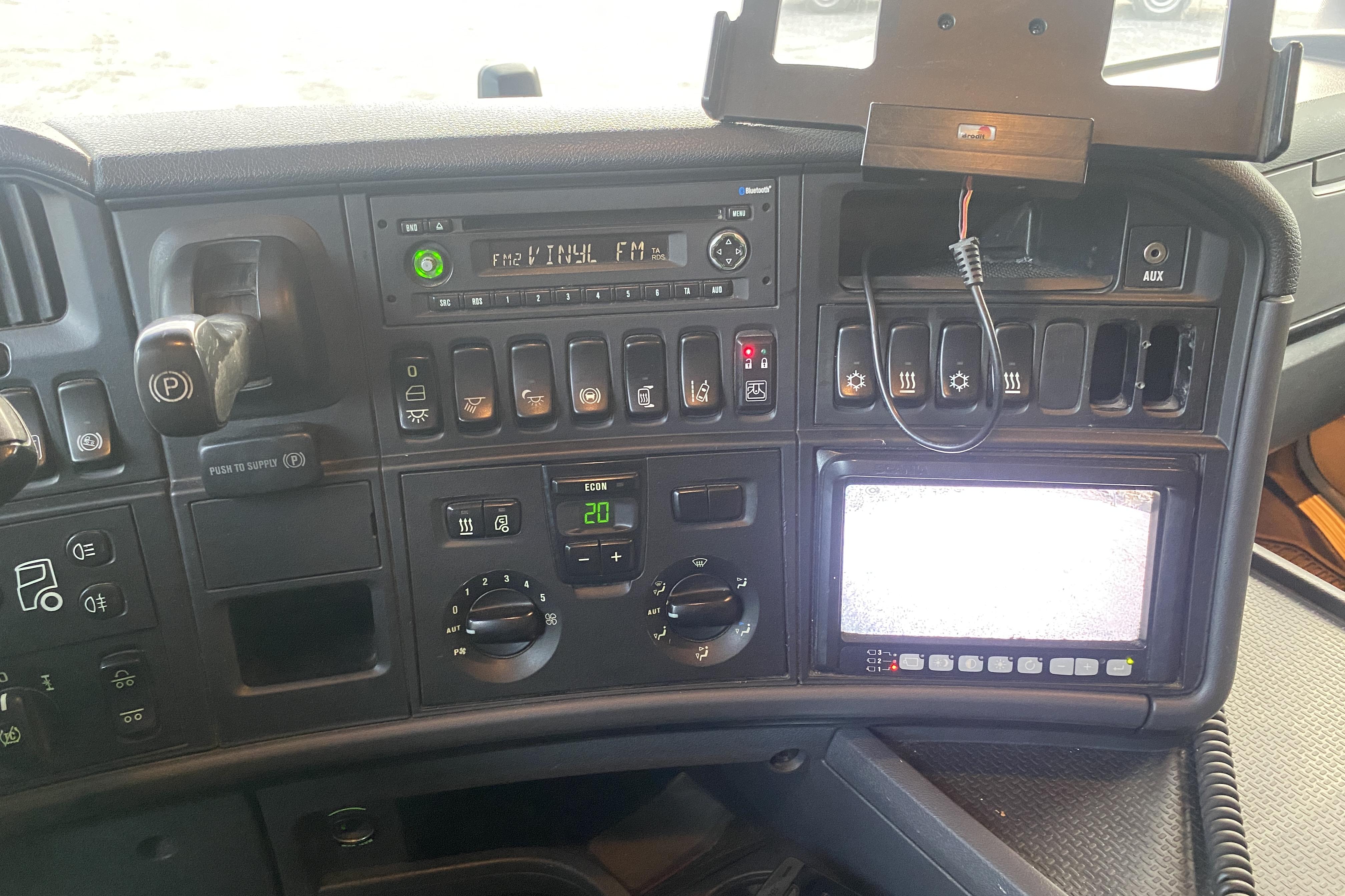 Scania G450 - 751 044 km - Automaatne - valge - 2015