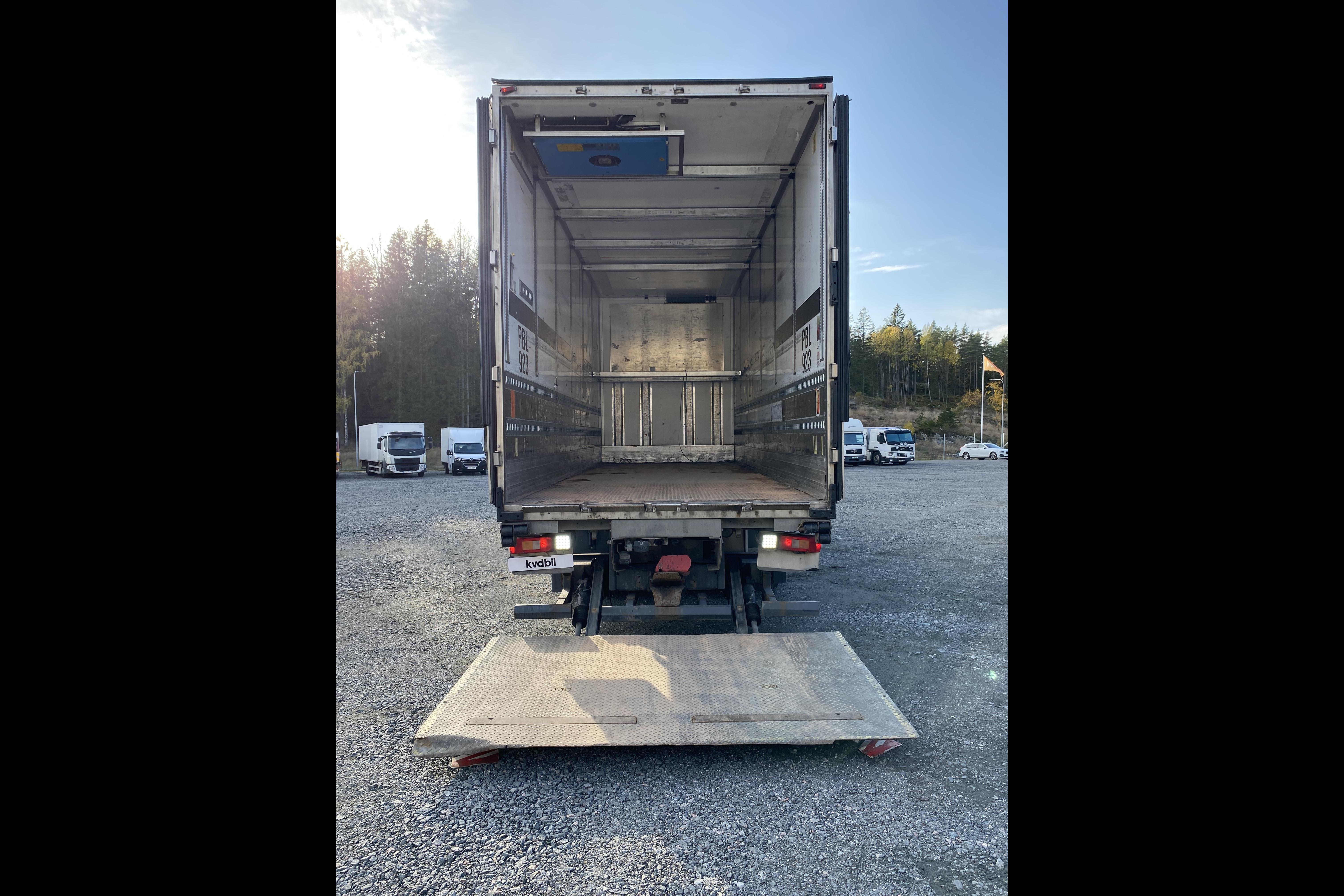 Volvo FH540 - 609 690 km - Automaatne - valge - 2016