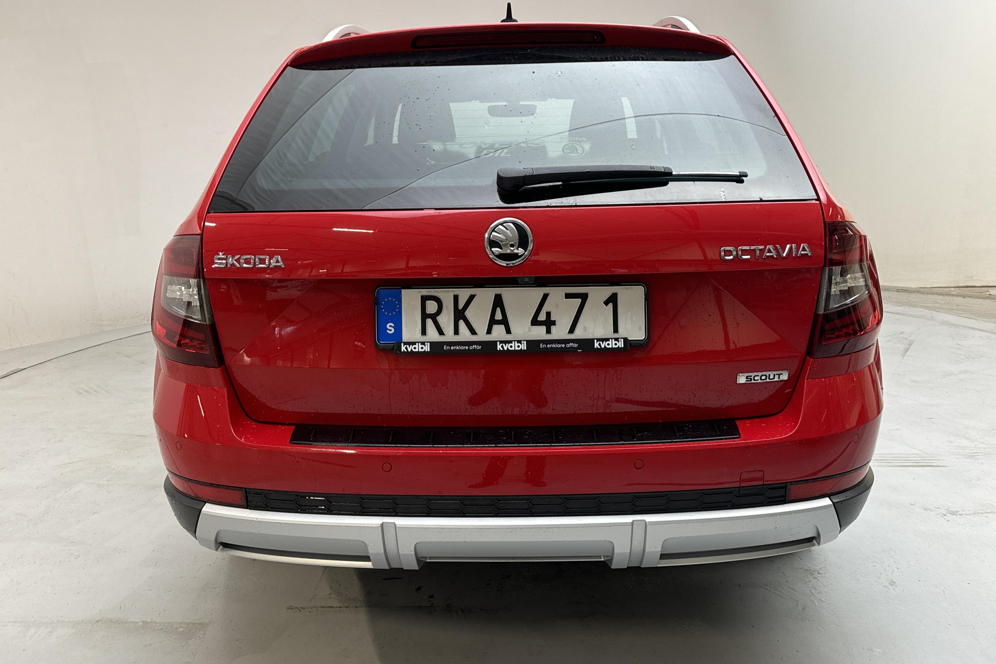 Skoda Octavia Scout II 2.0 TDI 4X4 (150hk) - 103 500 km - Automatyczna - czerwony - 2018