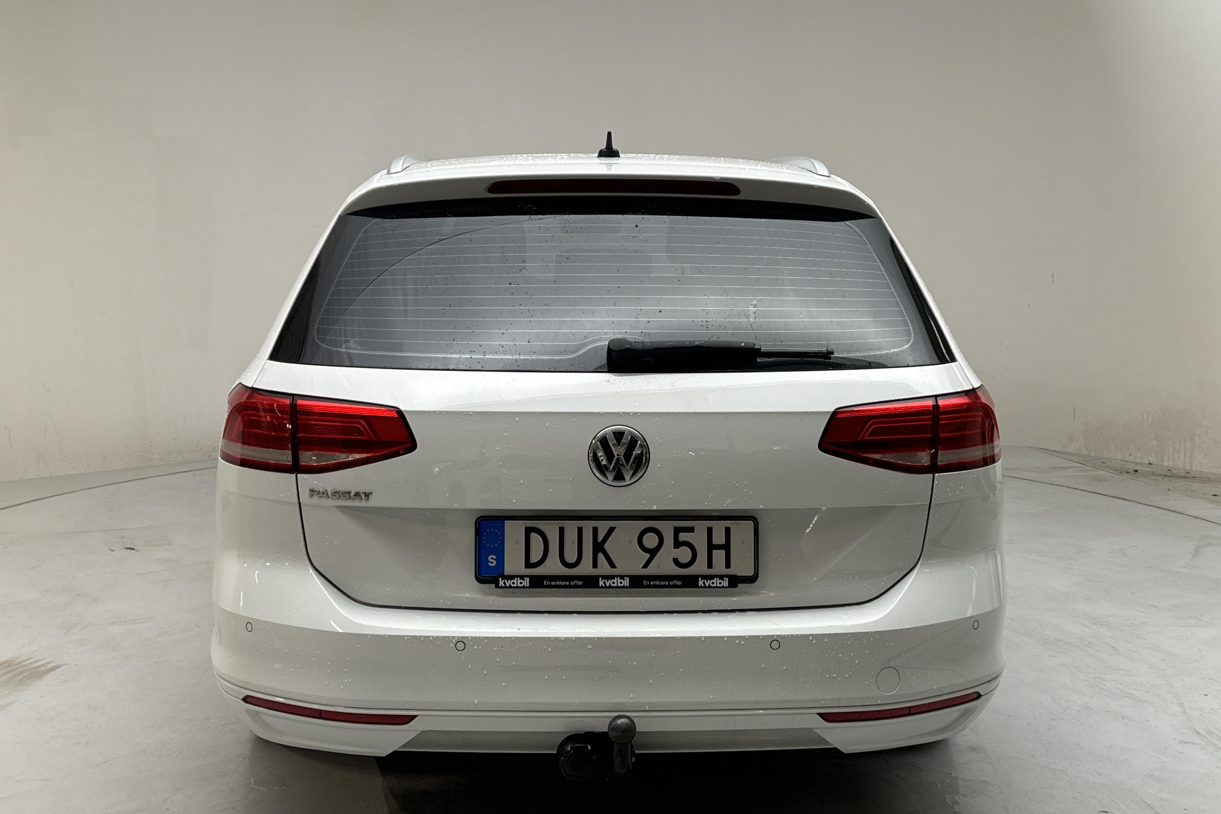 VW Passat 1.5 TSI Sportscombi (150hk) - 73 430 km - Manualna - biały - 2019