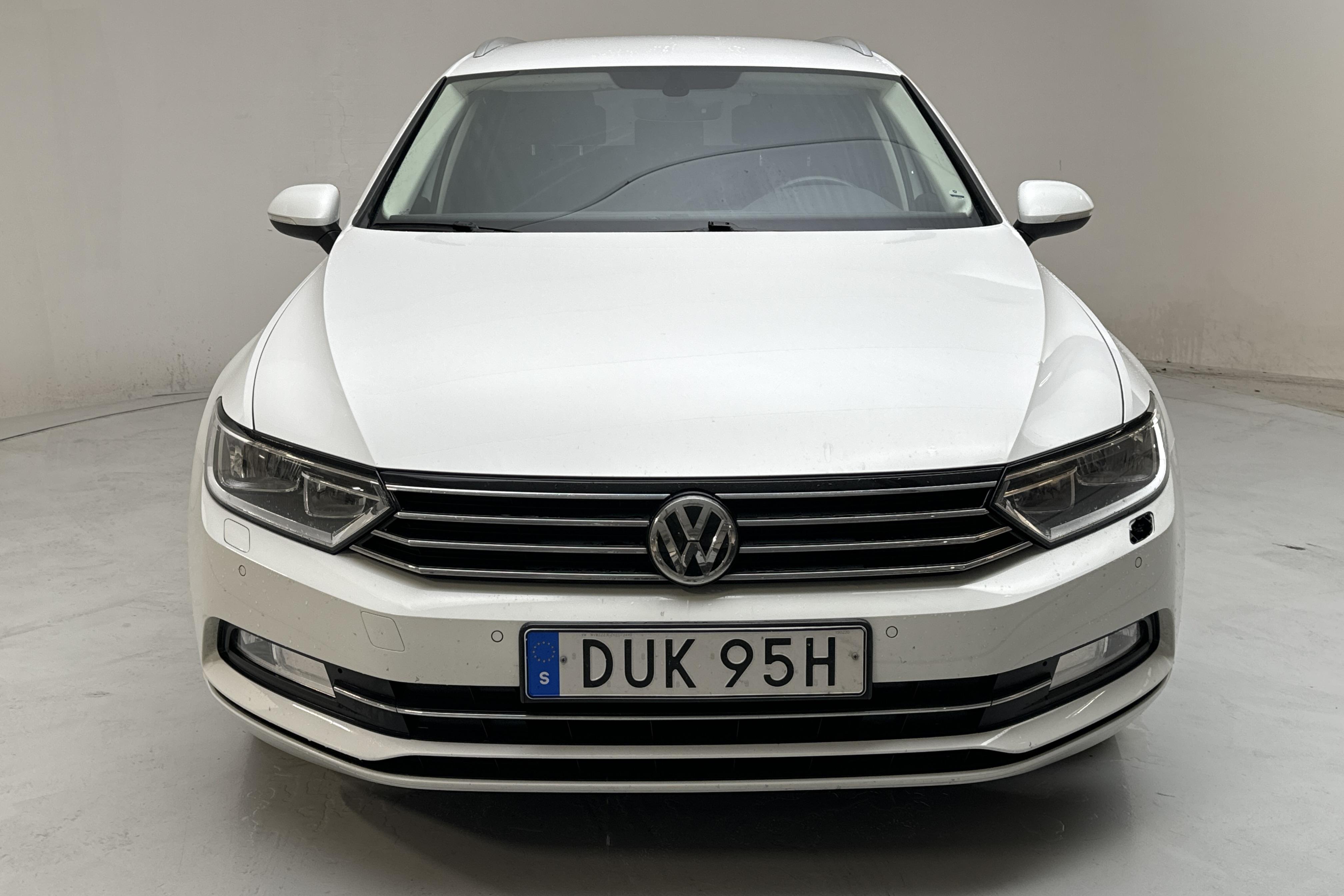 VW Passat 1.5 TSI Sportscombi (150hk) - 73 430 km - Käsitsi - valge - 2019