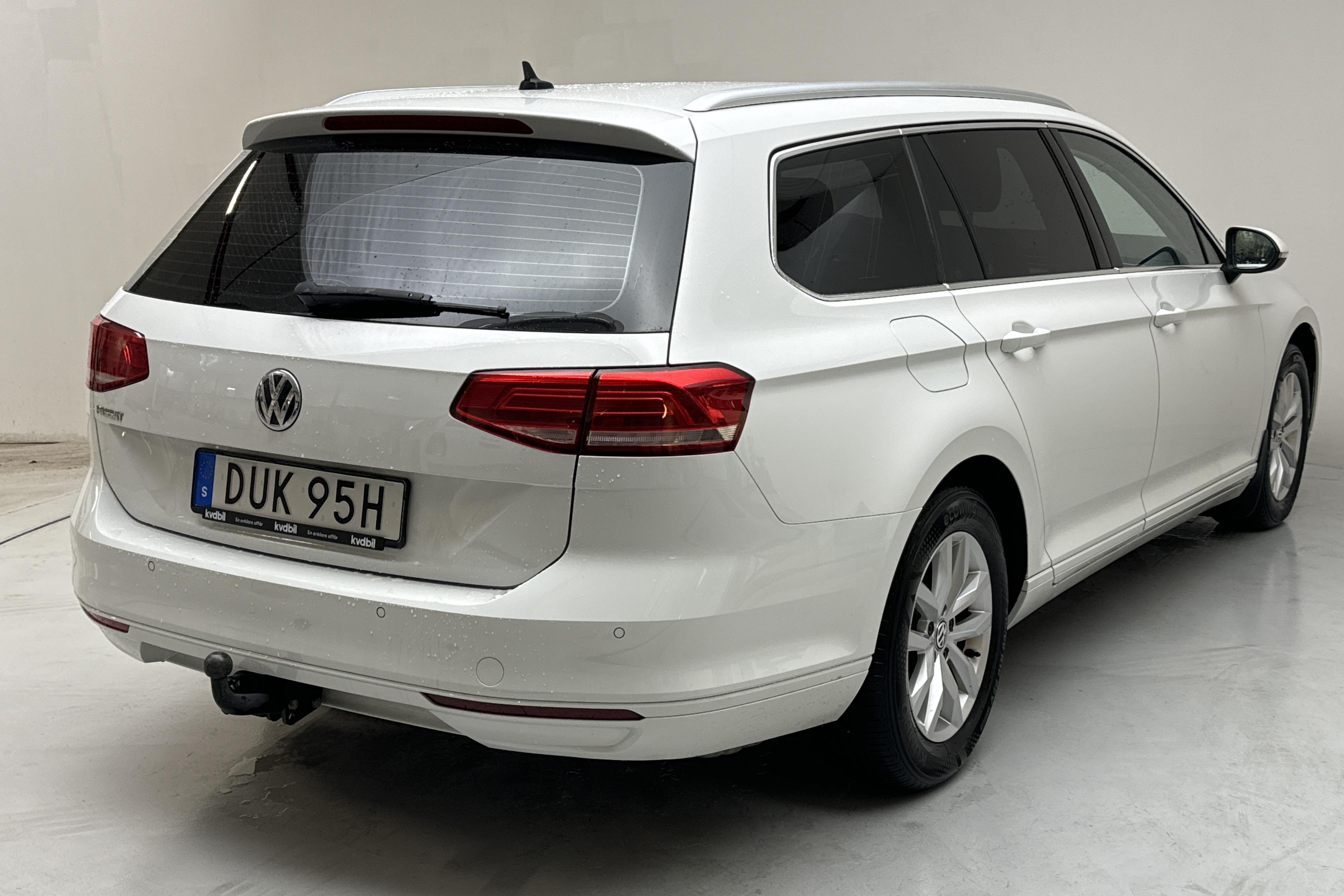 VW Passat 1.5 TSI Sportscombi (150hk) - 73 430 km - Käsitsi - valge - 2019