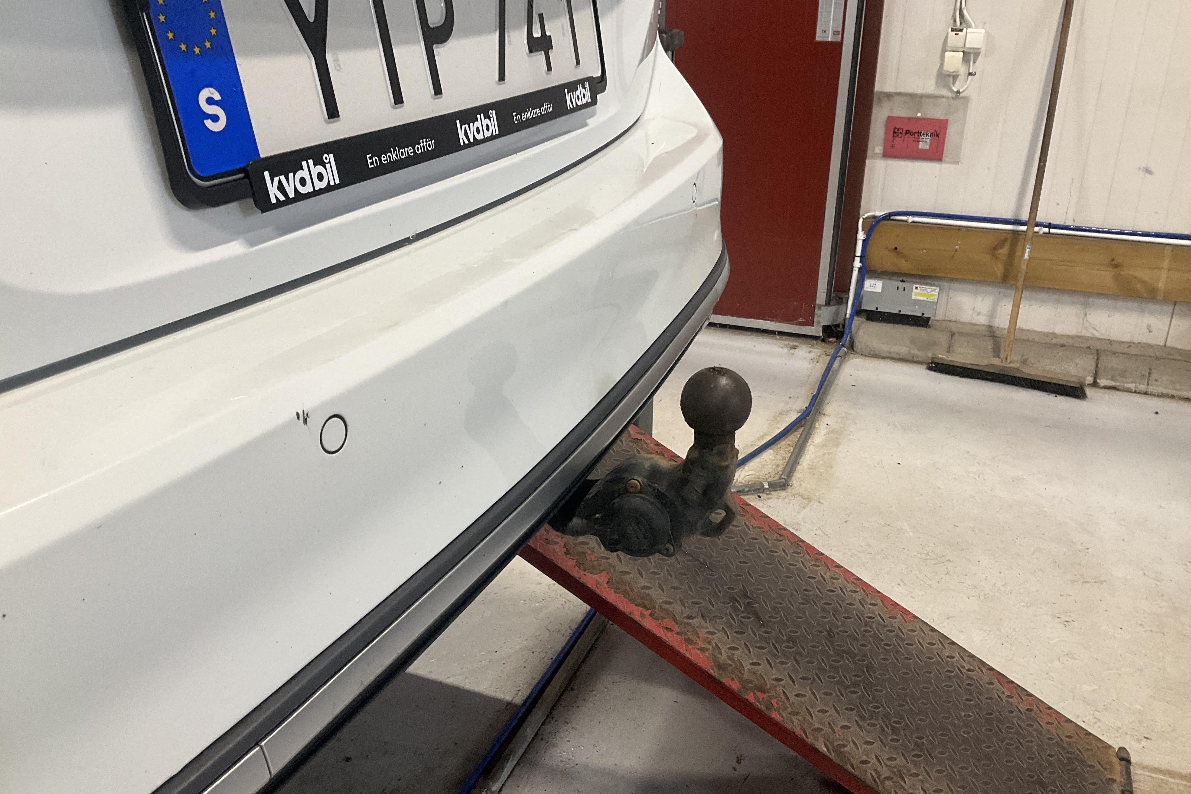 VW Passat Alltrack 2.0 TDI 4MOTION (190hk) - 142 670 km - Automatyczna - biały - 2019