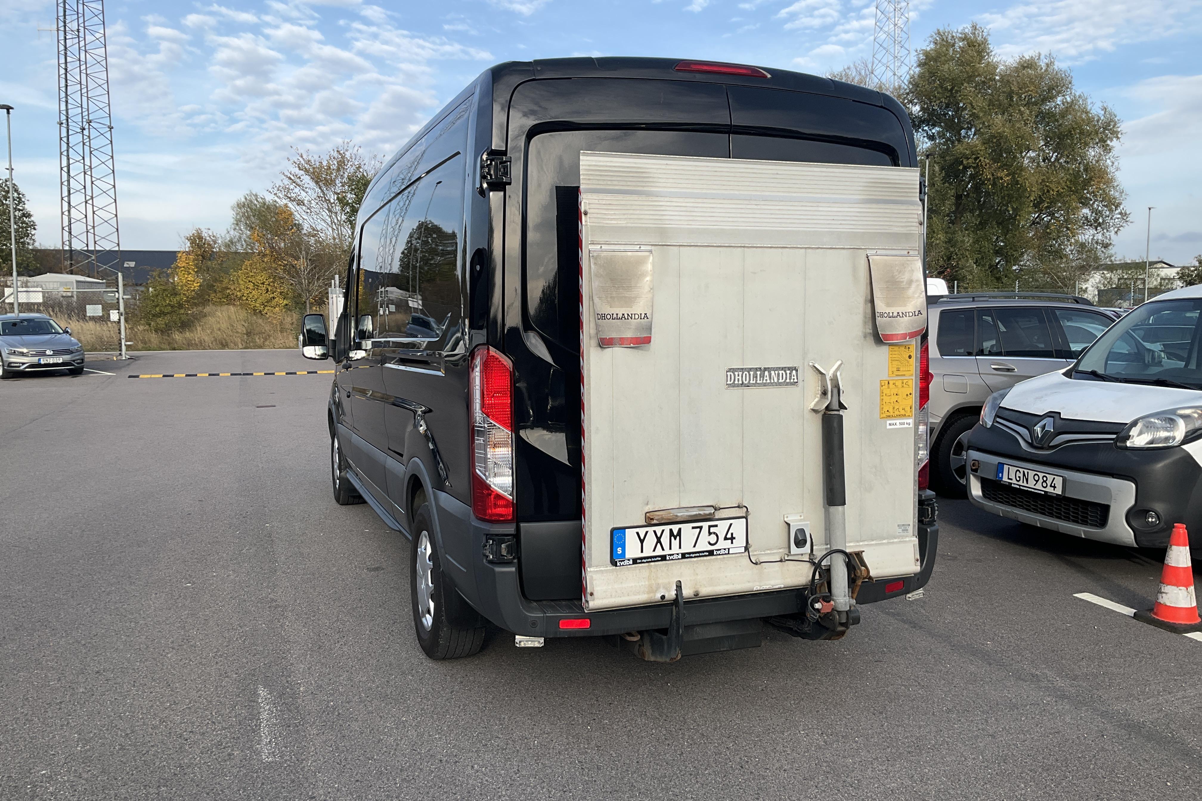 Ford Transit 350 2.0 TDCi 2WD Skåp (170hk) - 107 570 km - Automaattinen - 2018