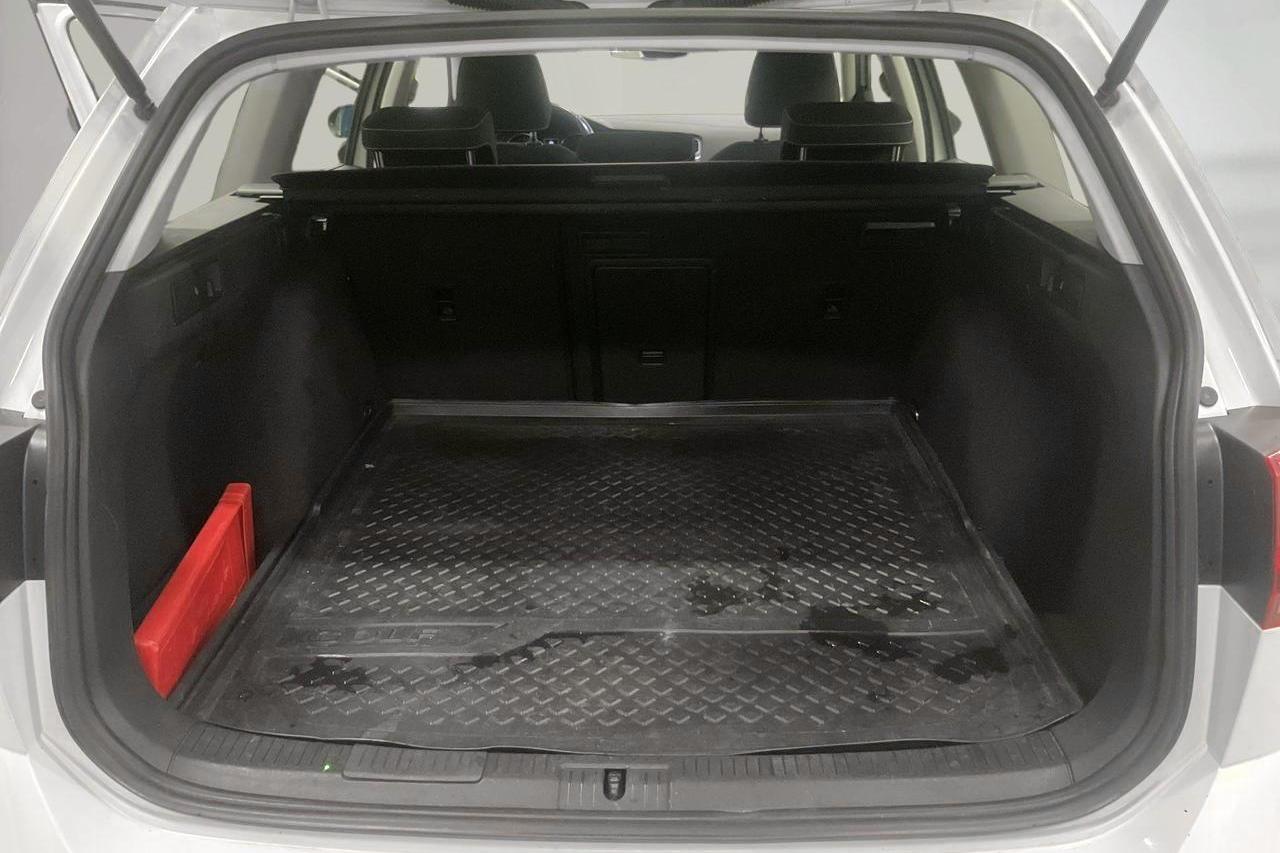 VW Golf Alltrack 2.0 TDI 4Motion (184hk) - 279 720 km - Automatyczna - biały - 2015