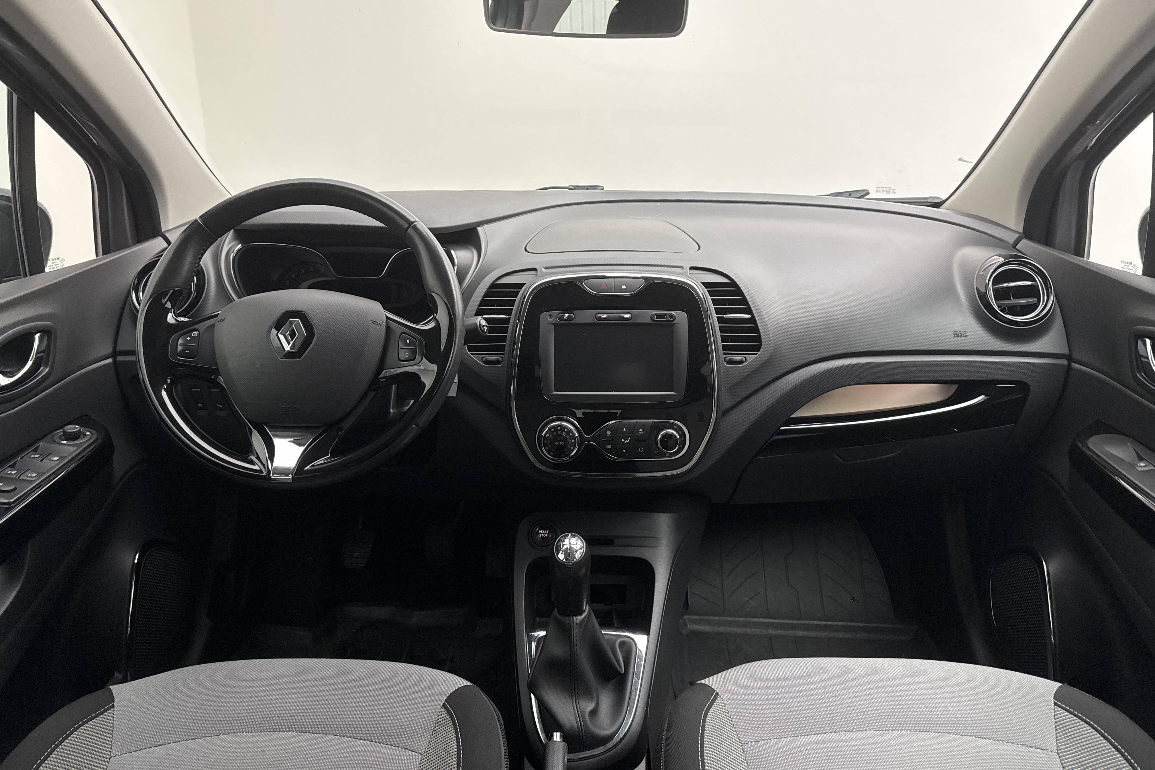 Renault Captur 0.9 TCe (90hk) - 112 440 km - Manualna - 2014