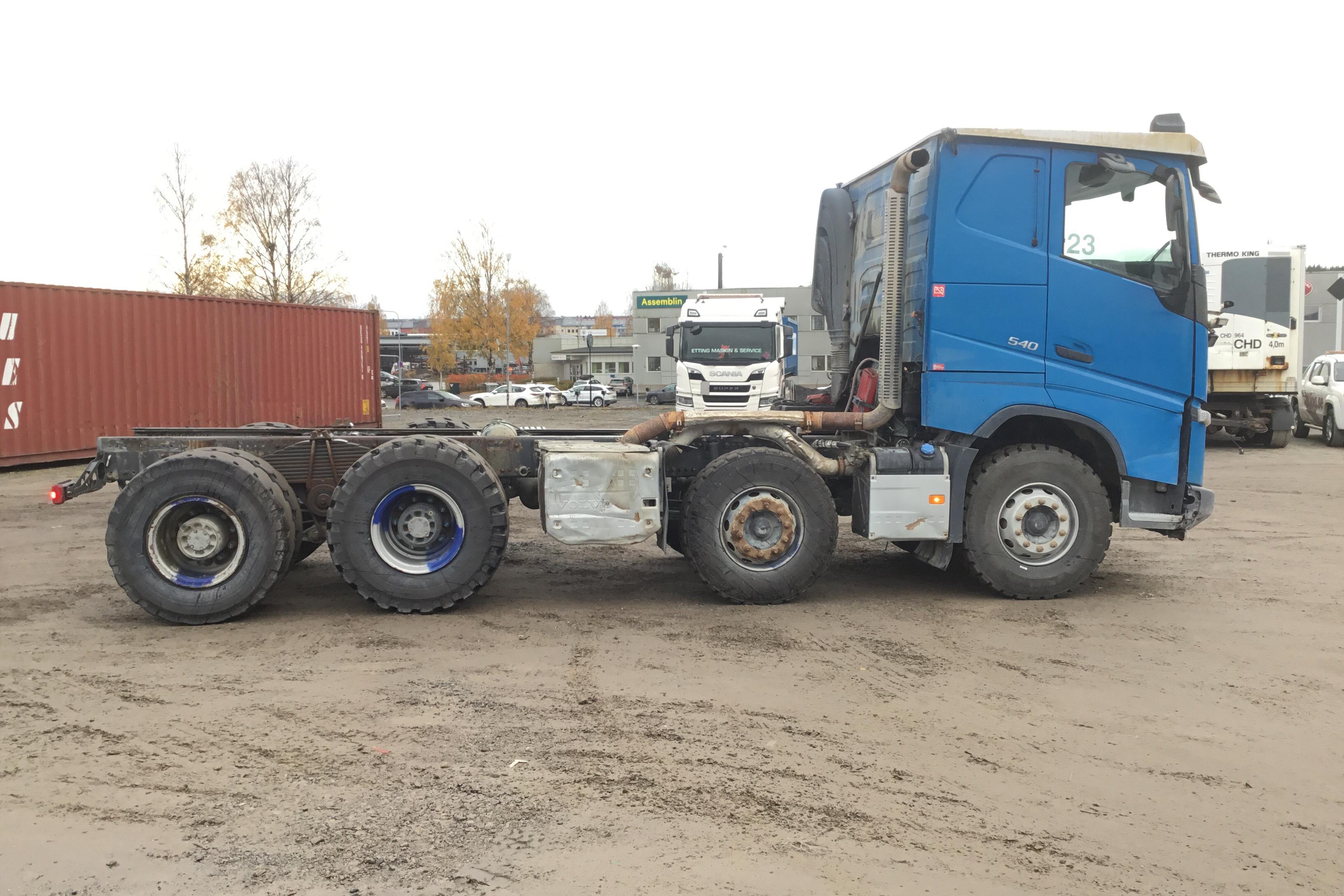 VOLVO FH540 - 89 060 km - Automat - blå - 2020