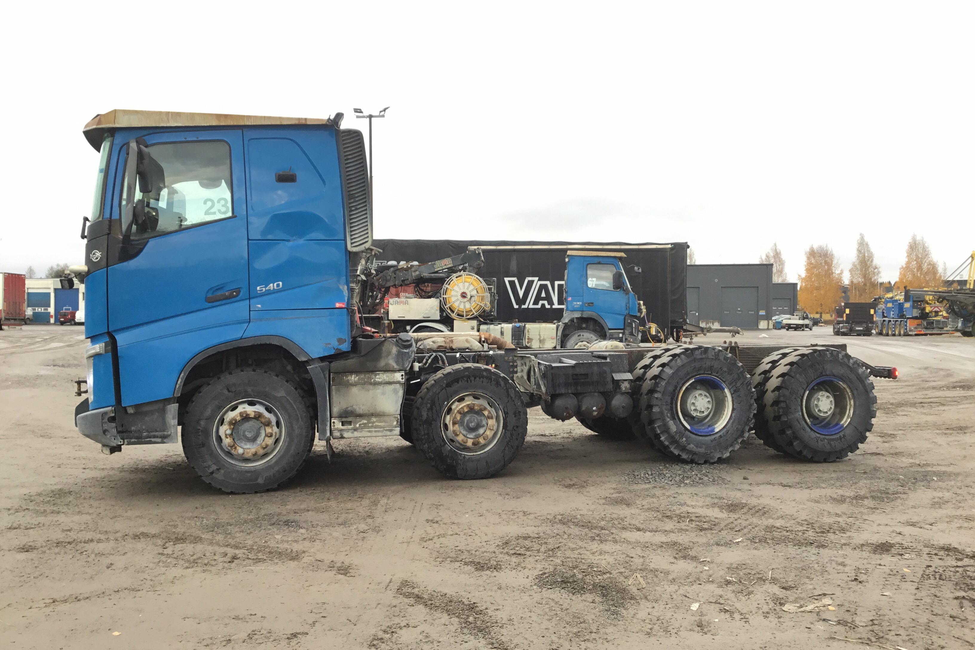 VOLVO FH540 - 89 060 km - Automat - blå - 2020